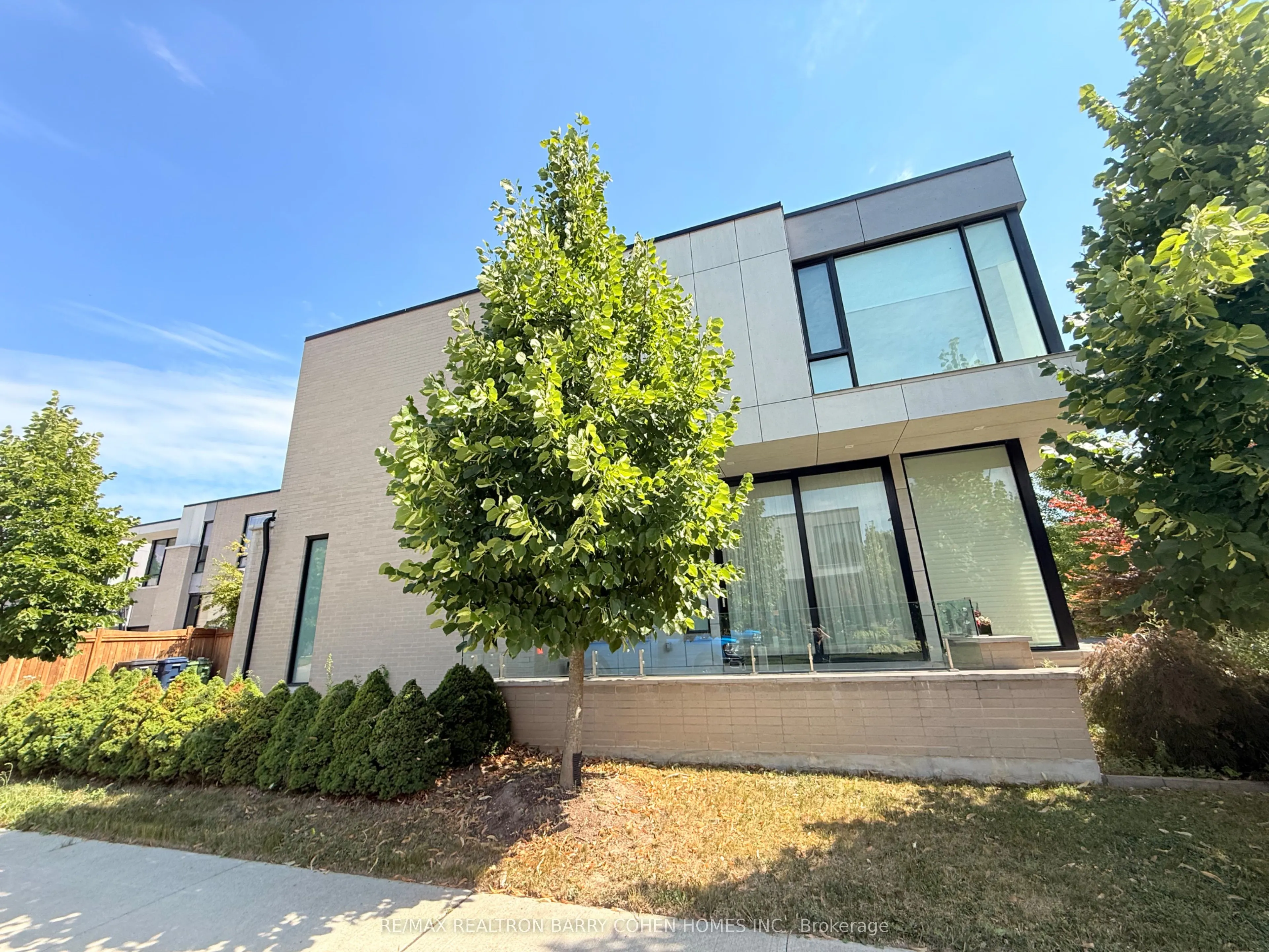 9 Fairmeadow Avenue