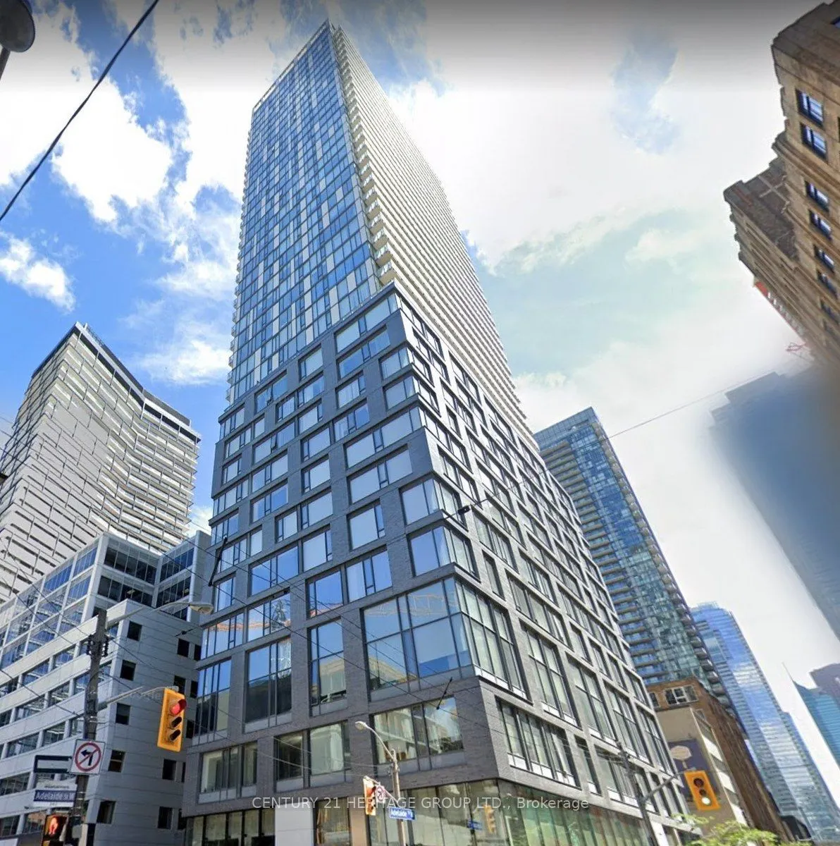 101 Peter Street #3810