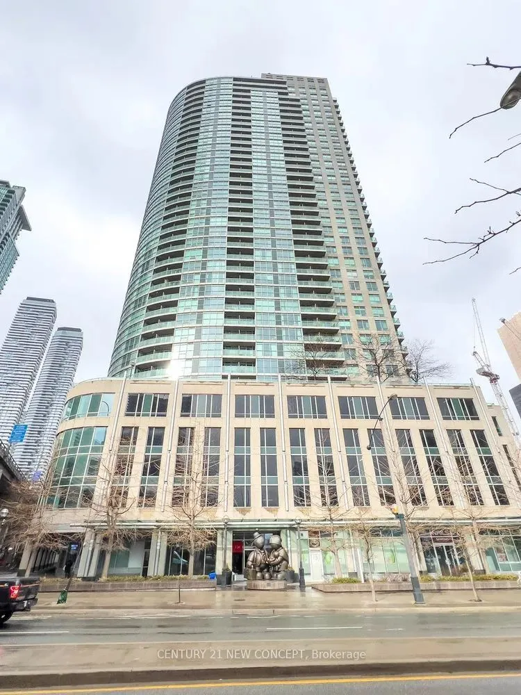 18 Yonge Street #3302