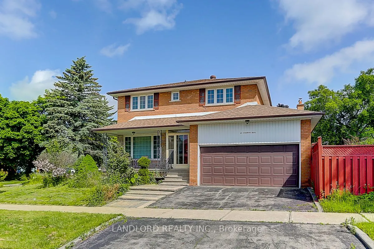 21 Pineway Boulevard