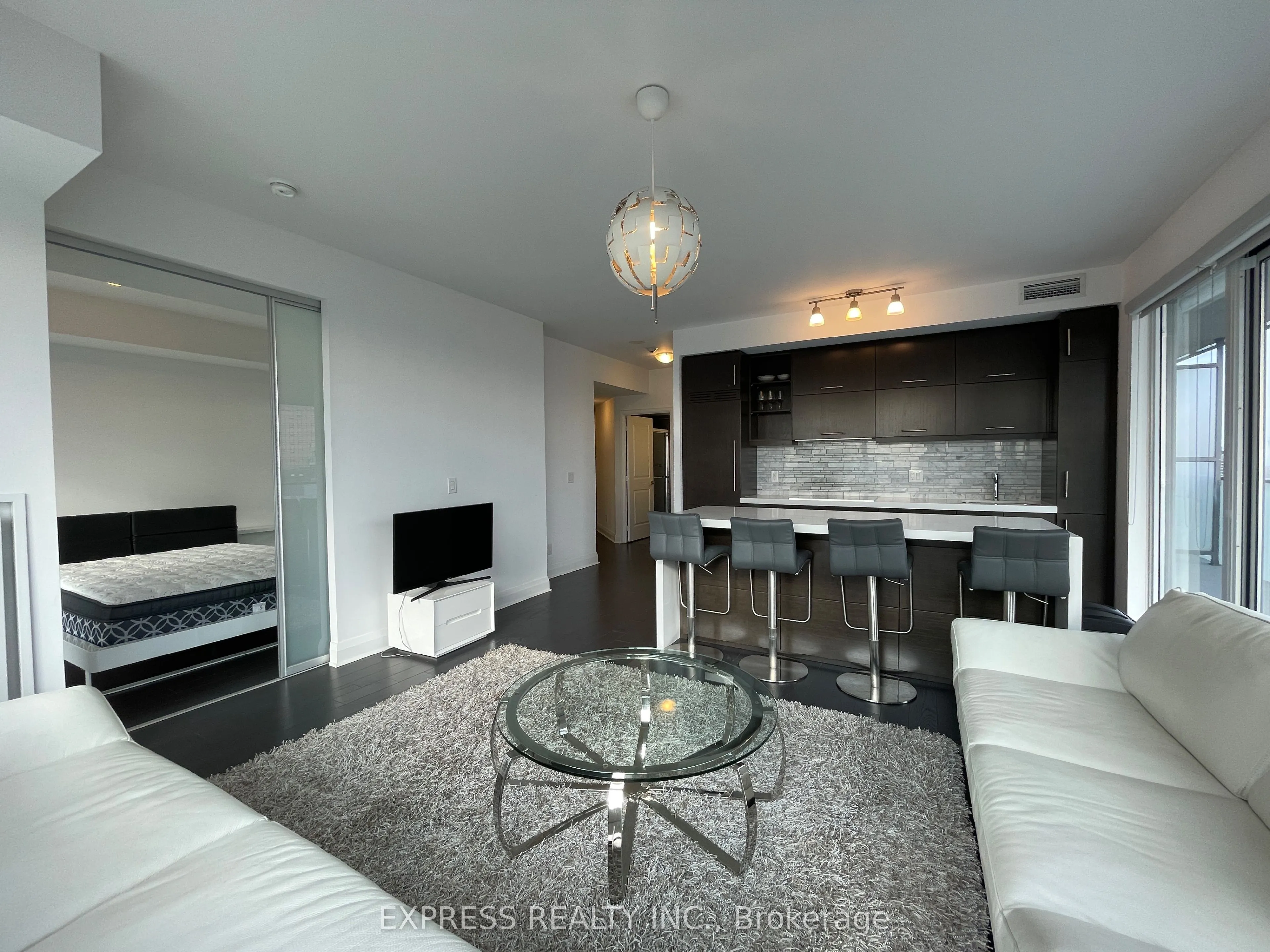 1080 Bay Street #2504