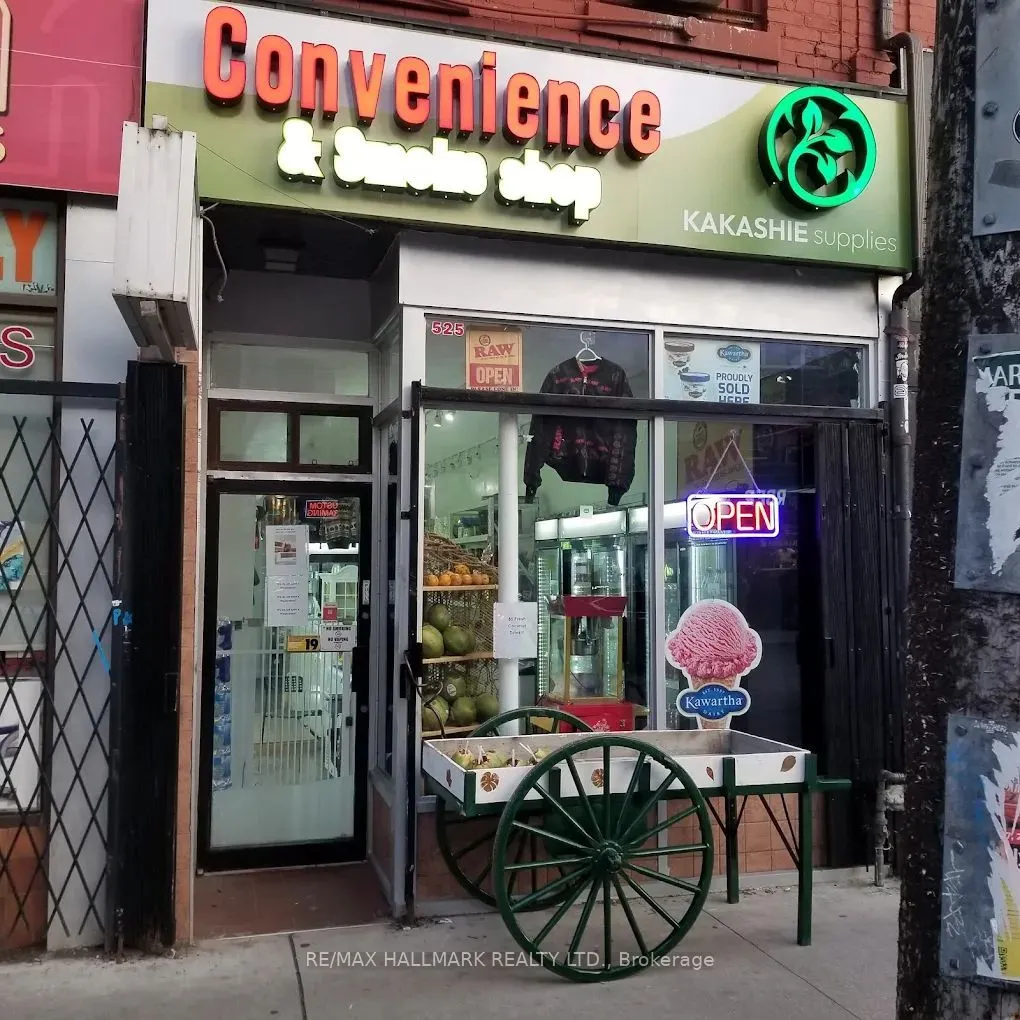 525 Queen Street W