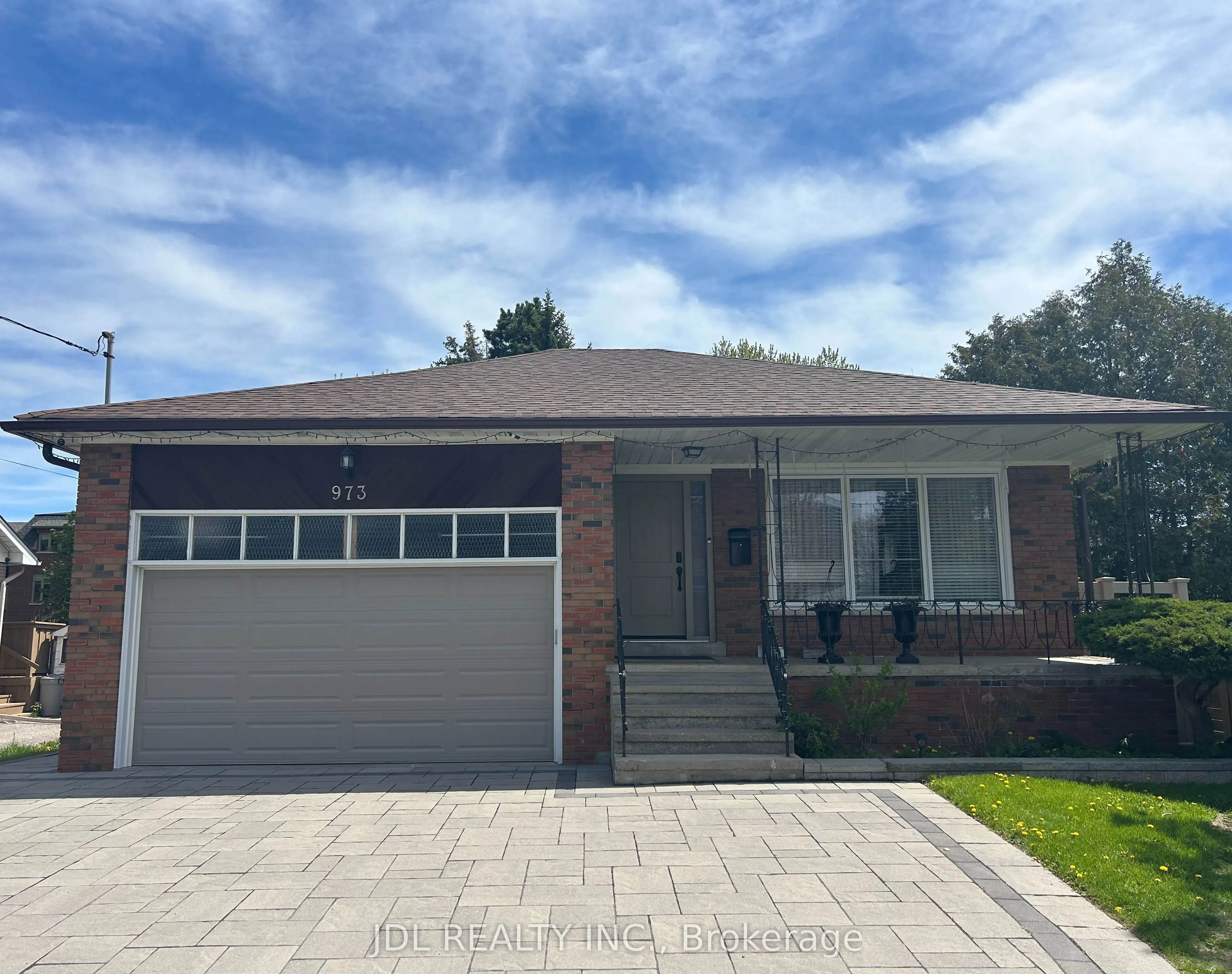 973 Willowdale Ave Avenue #Masterbedroom A bsmt
