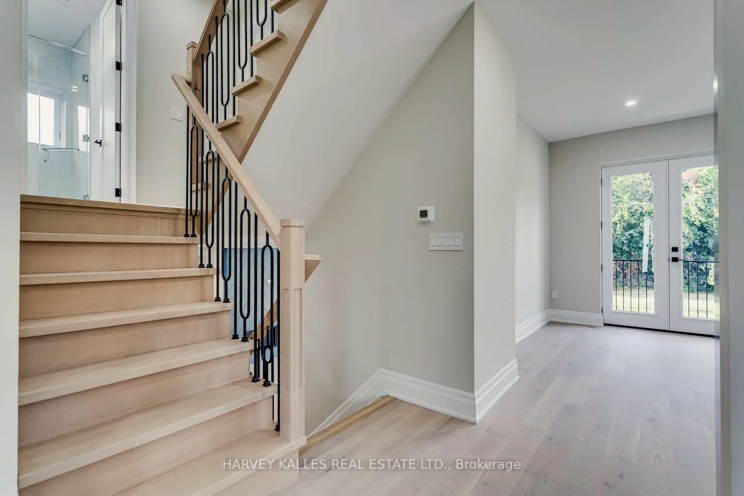 150 Viewmount Avenue