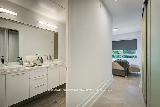 3 Southvale Drive, #301