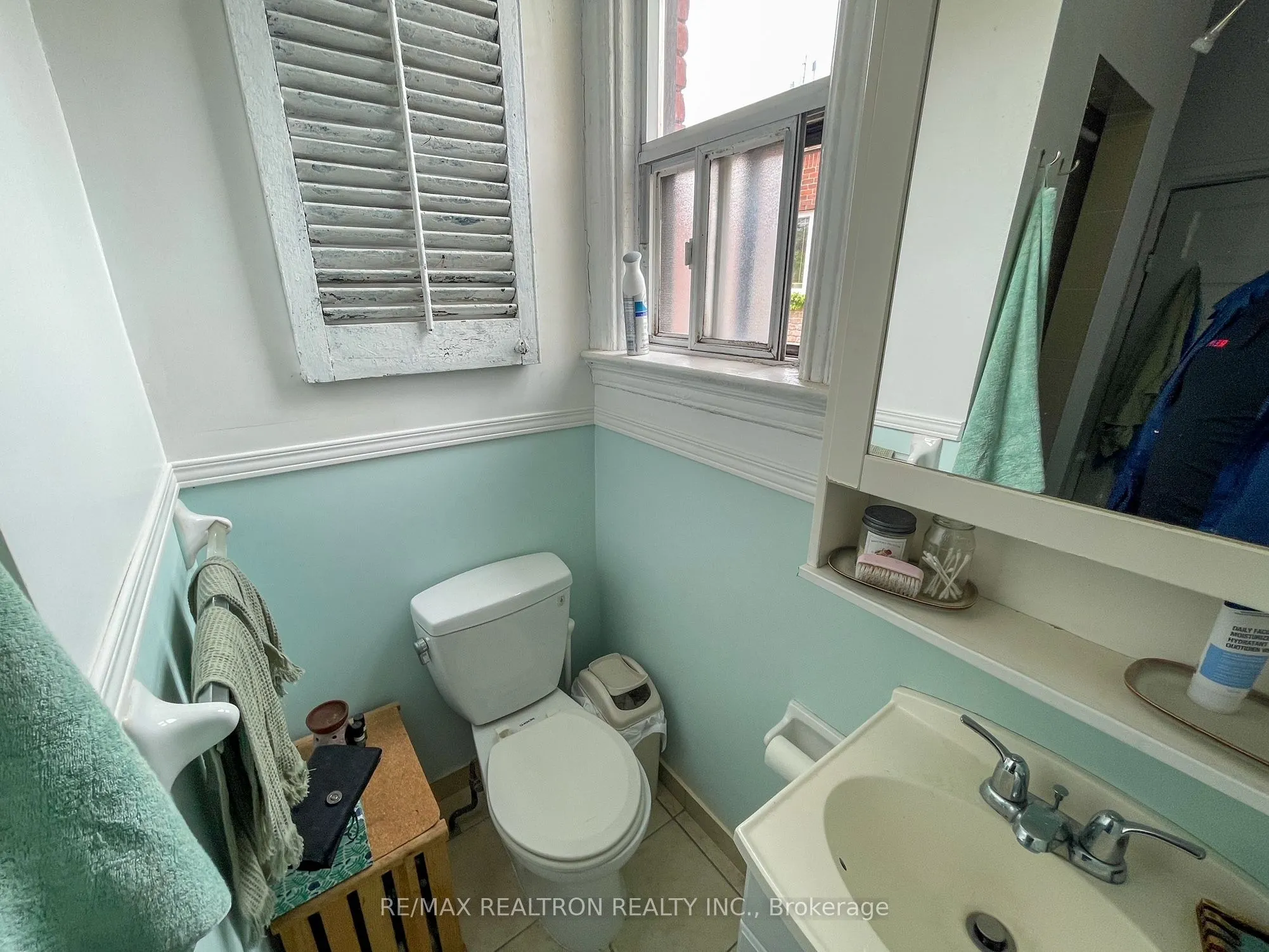 82A Augusta Avenue