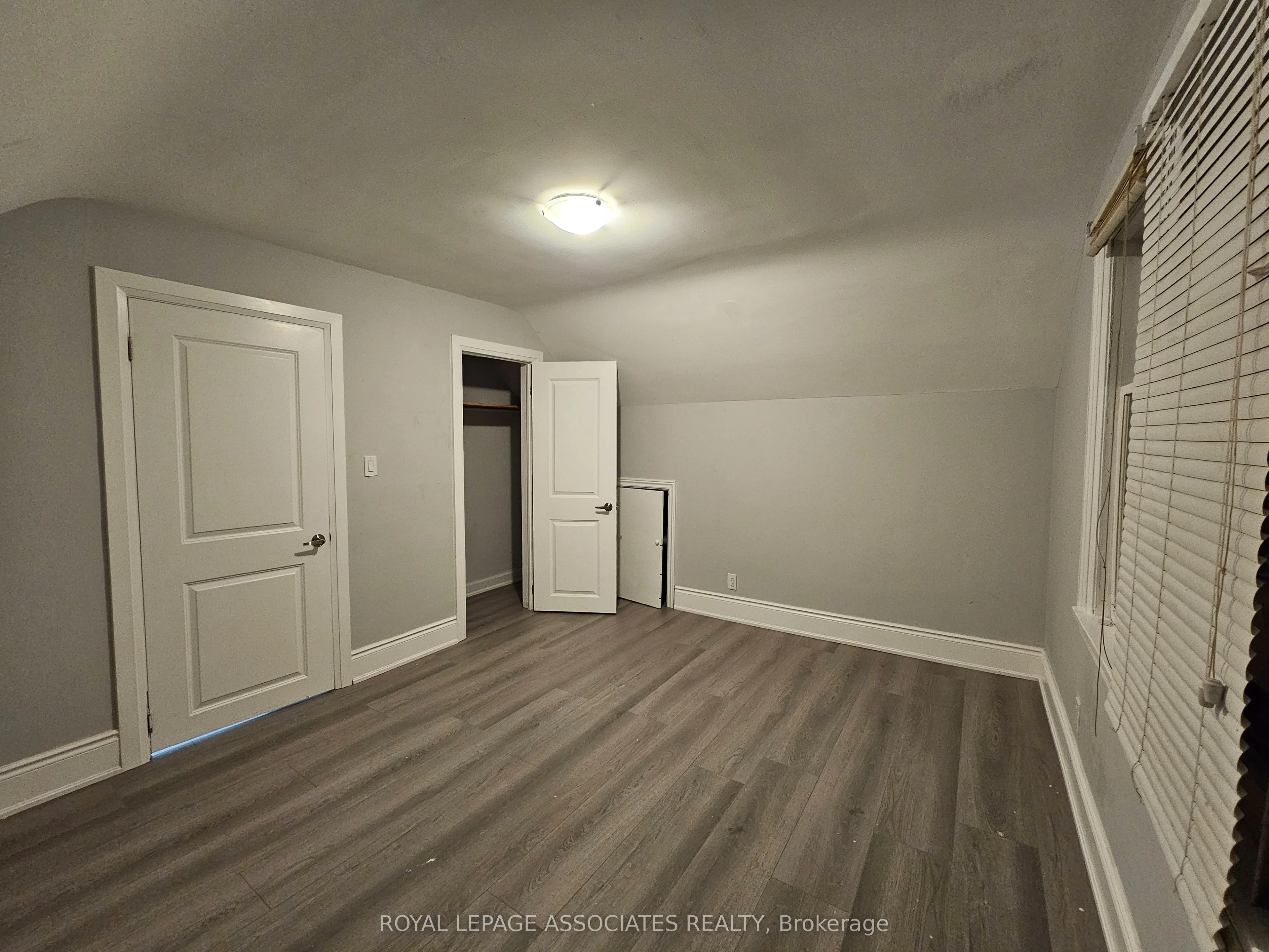 559 Ritson Road S