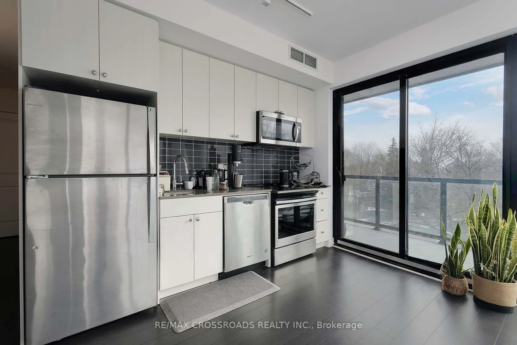 2799 Kingston Road #305