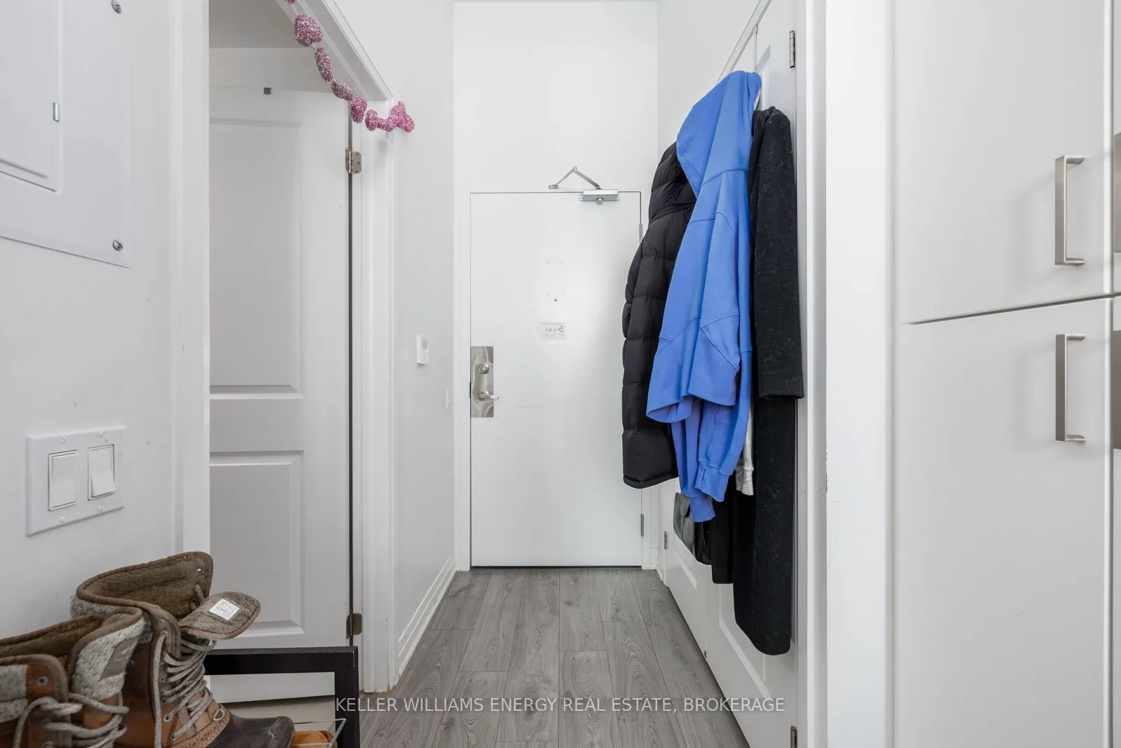 1900 Simcoe Street N #839