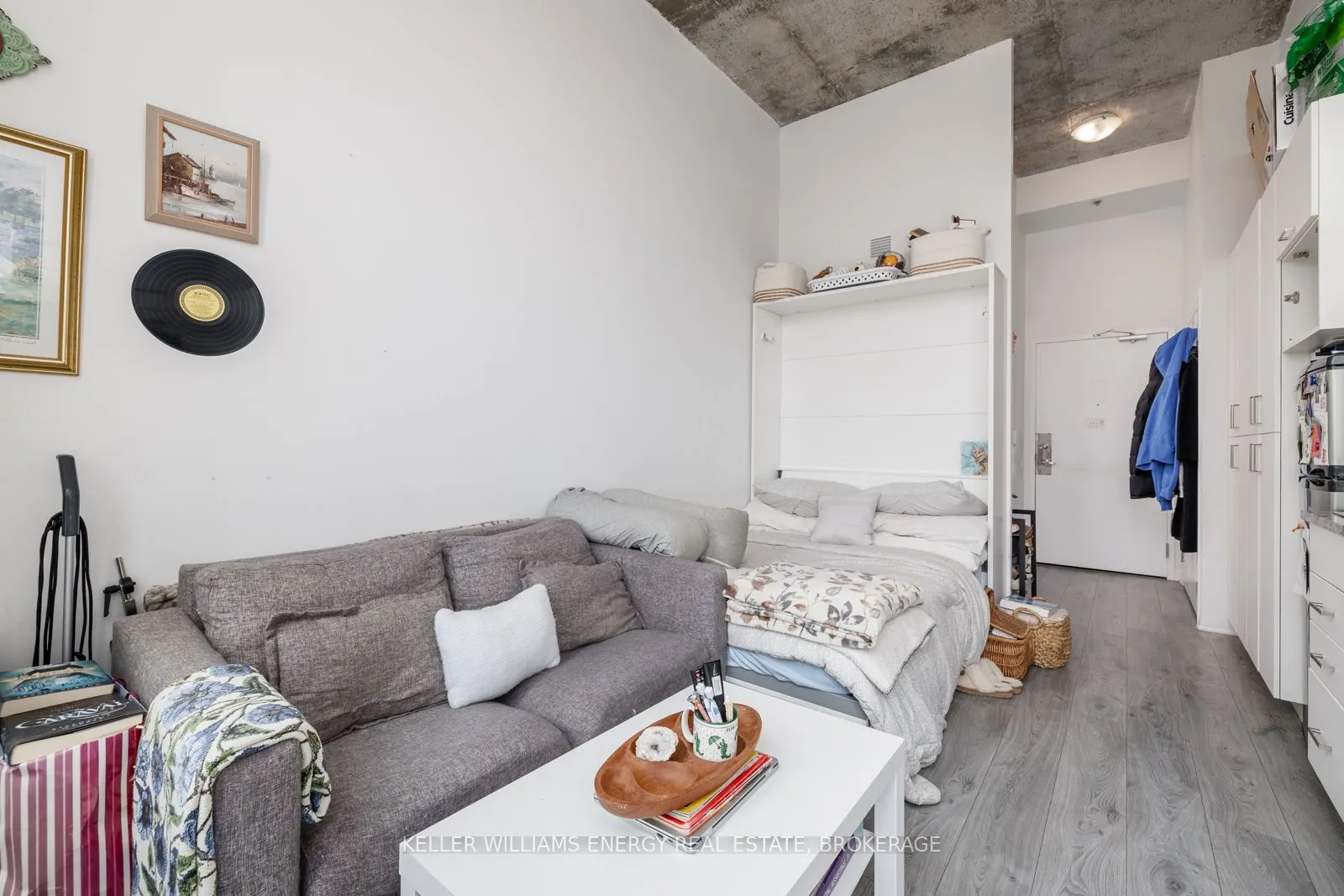 1900 Simcoe Street N #839
