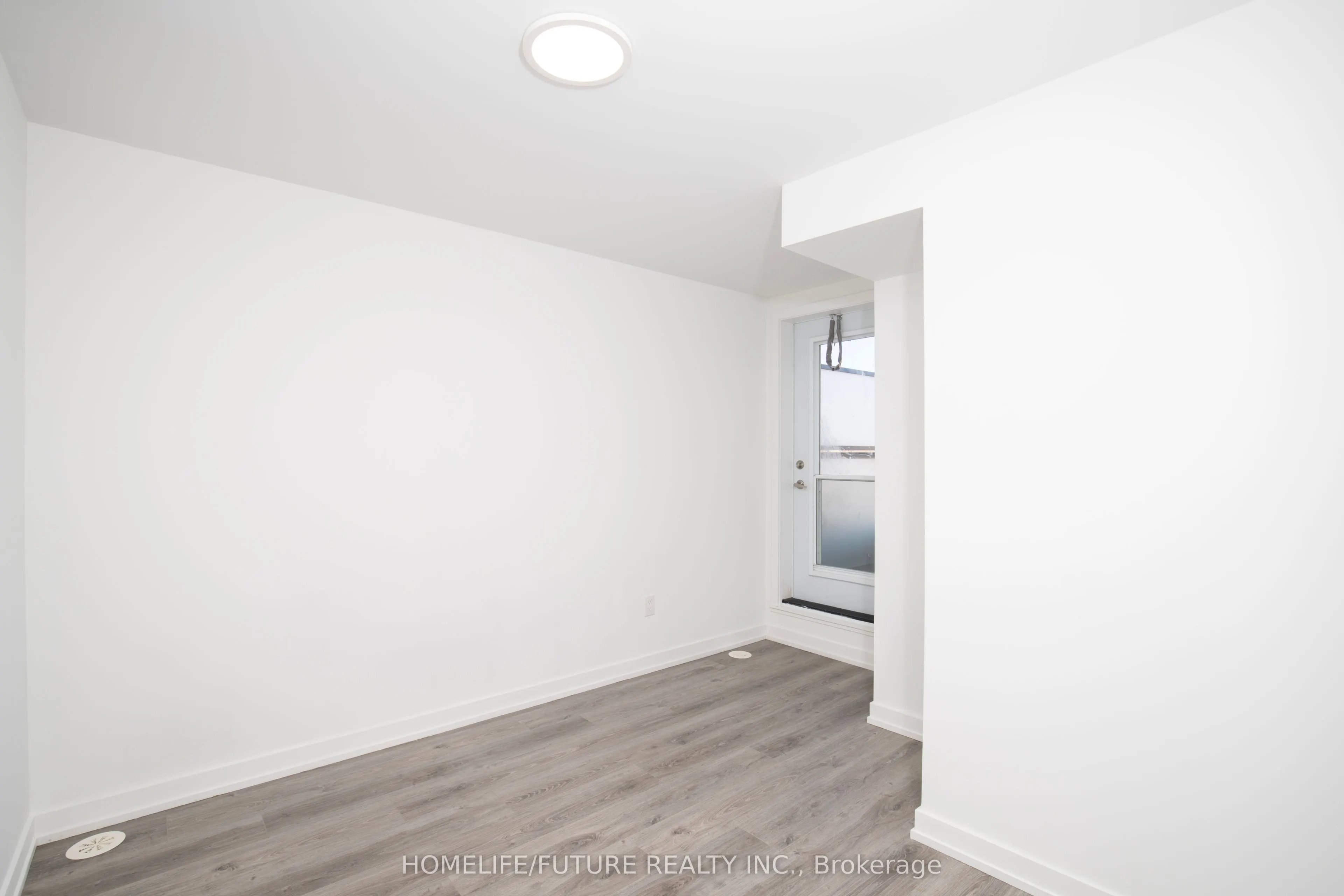3686 St Clair Avenue E #105