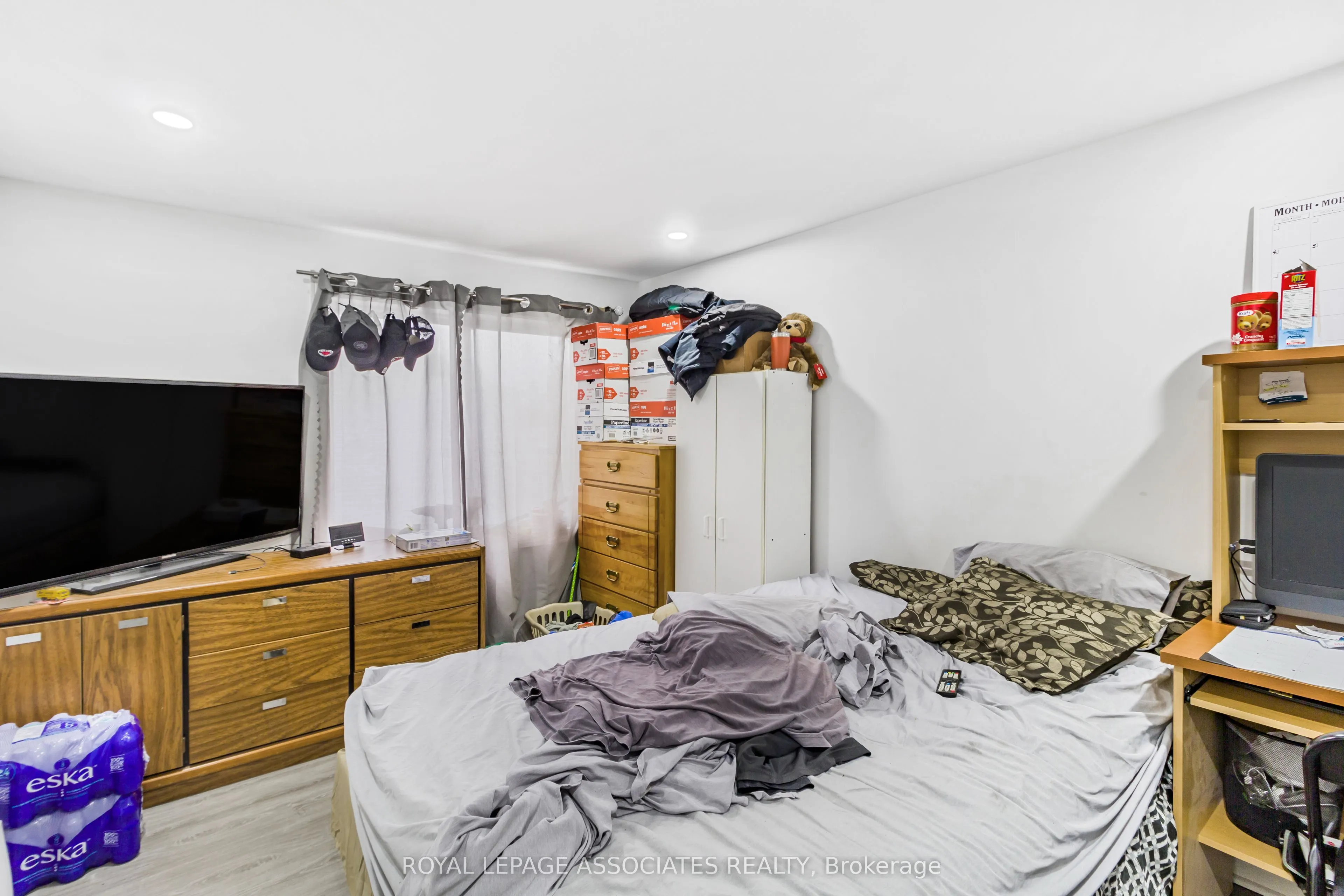 515 Kingston Road W