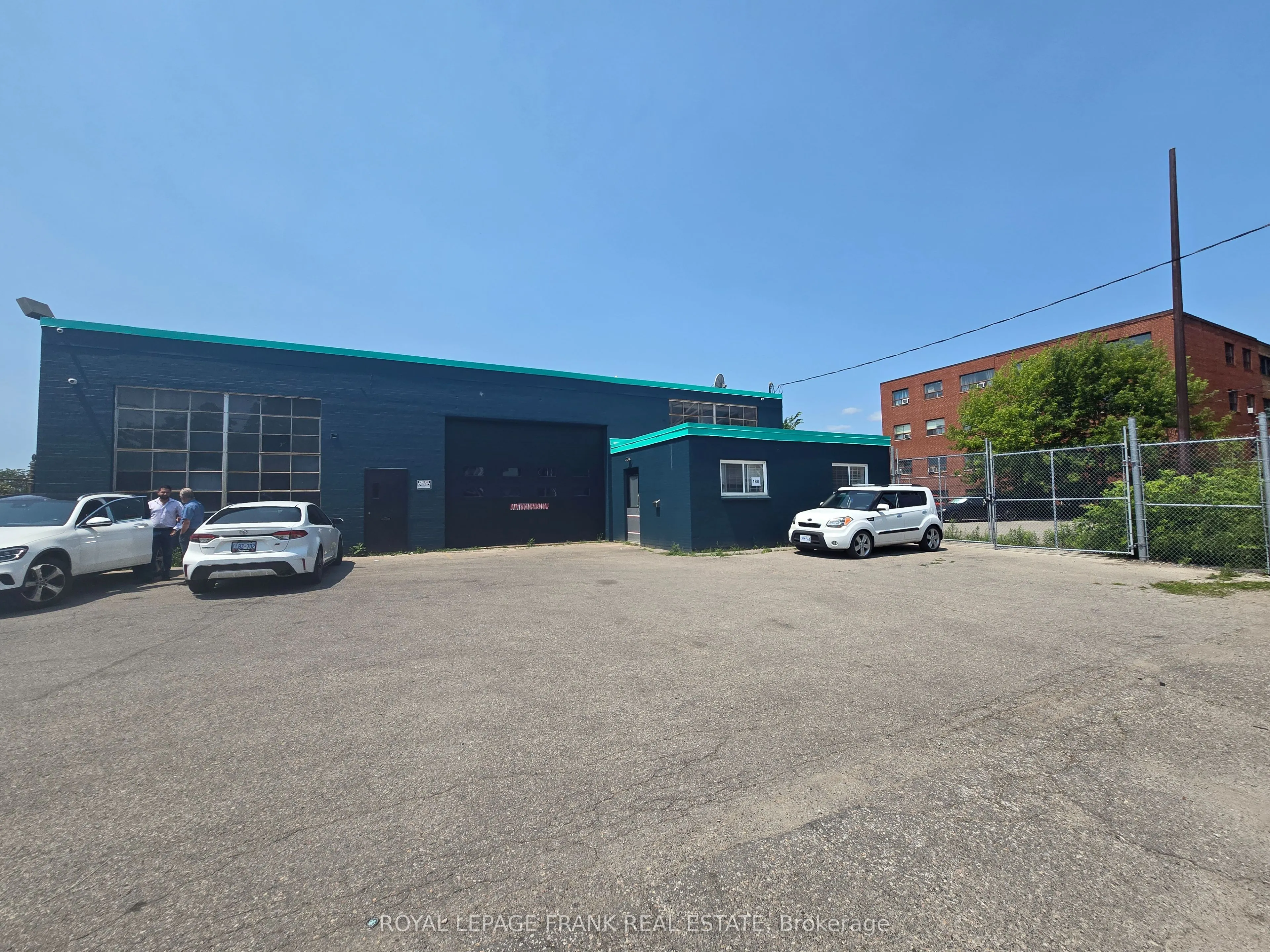 182&188 Park Road S