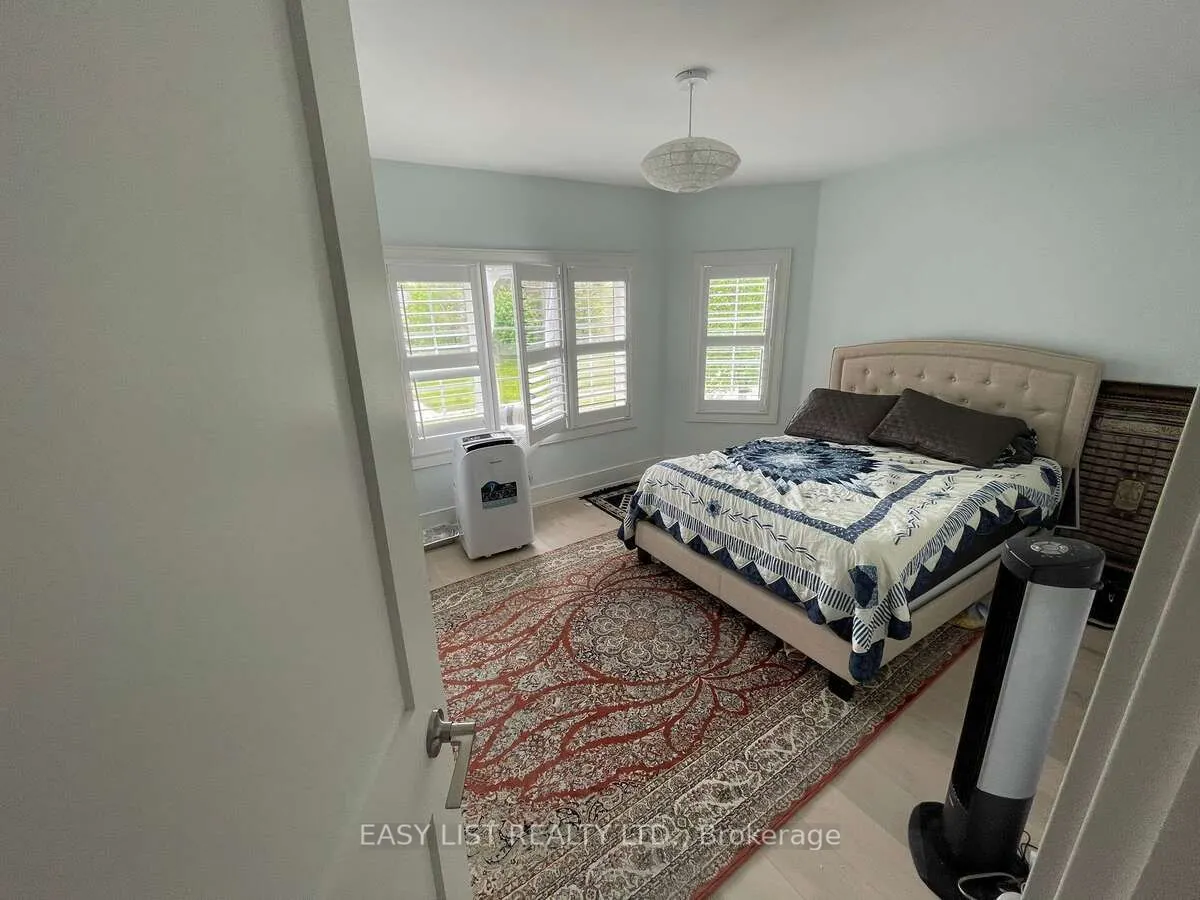 6 Devonridge Crescent