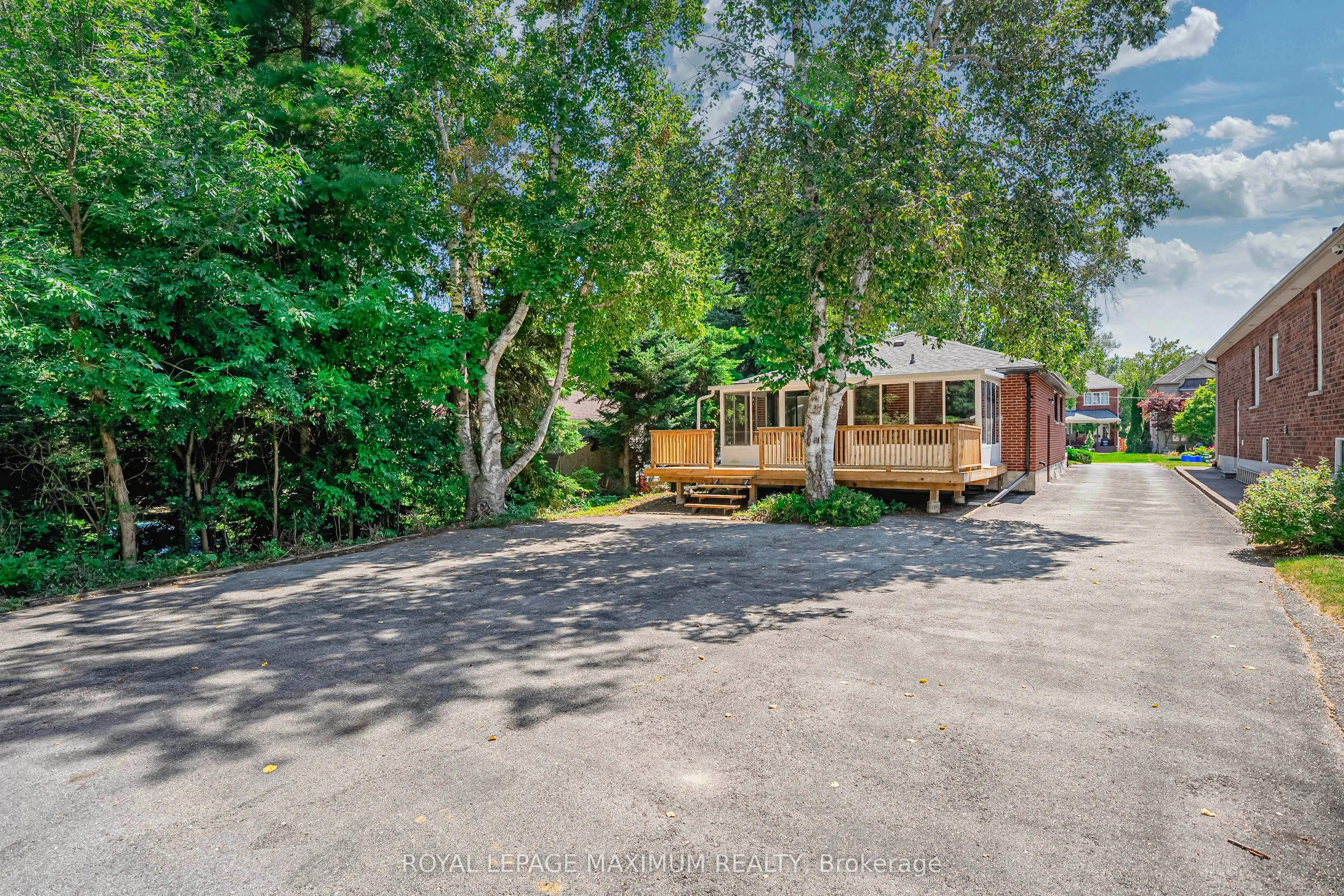 2928 Beachview Street