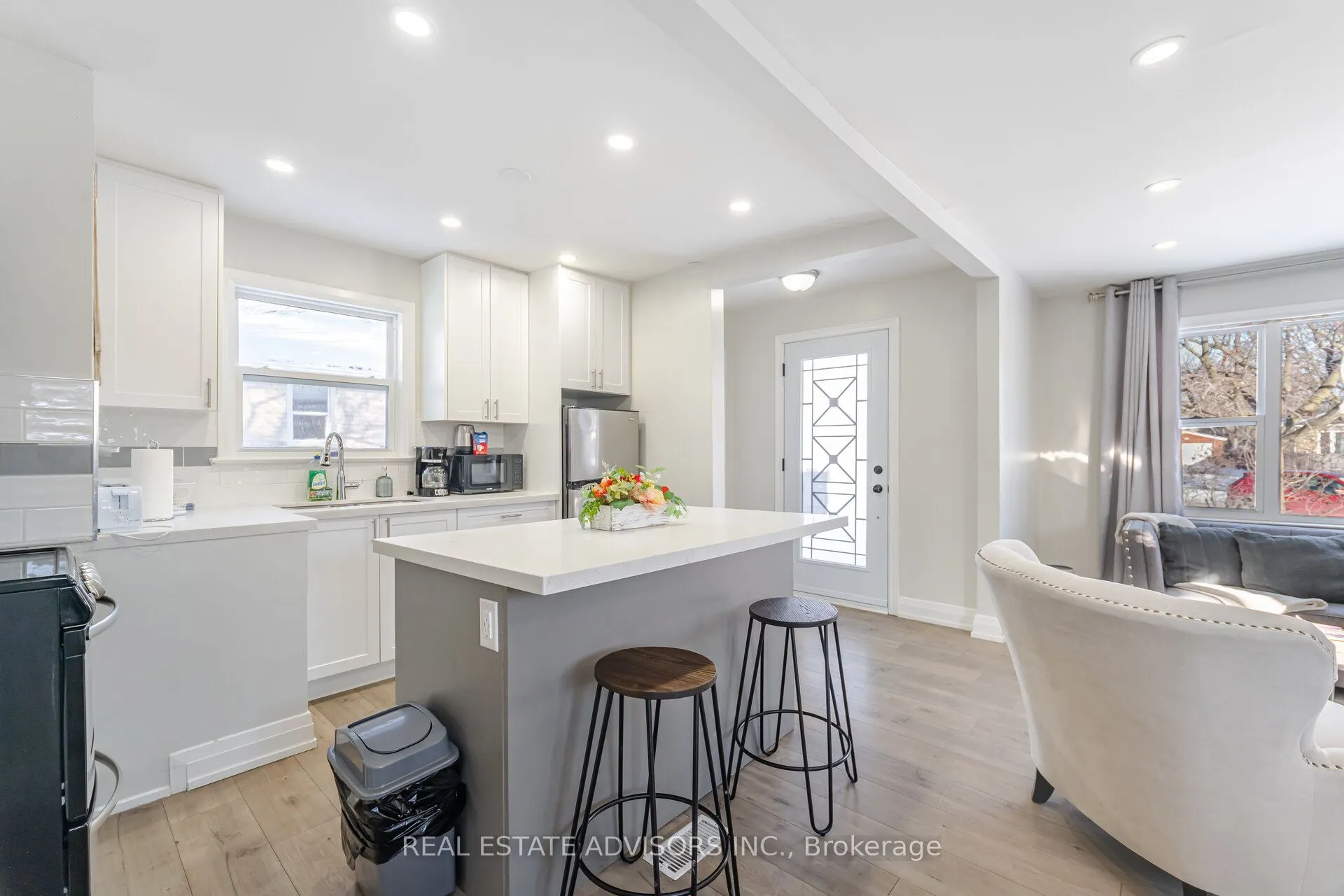 89 Darlingside Drive