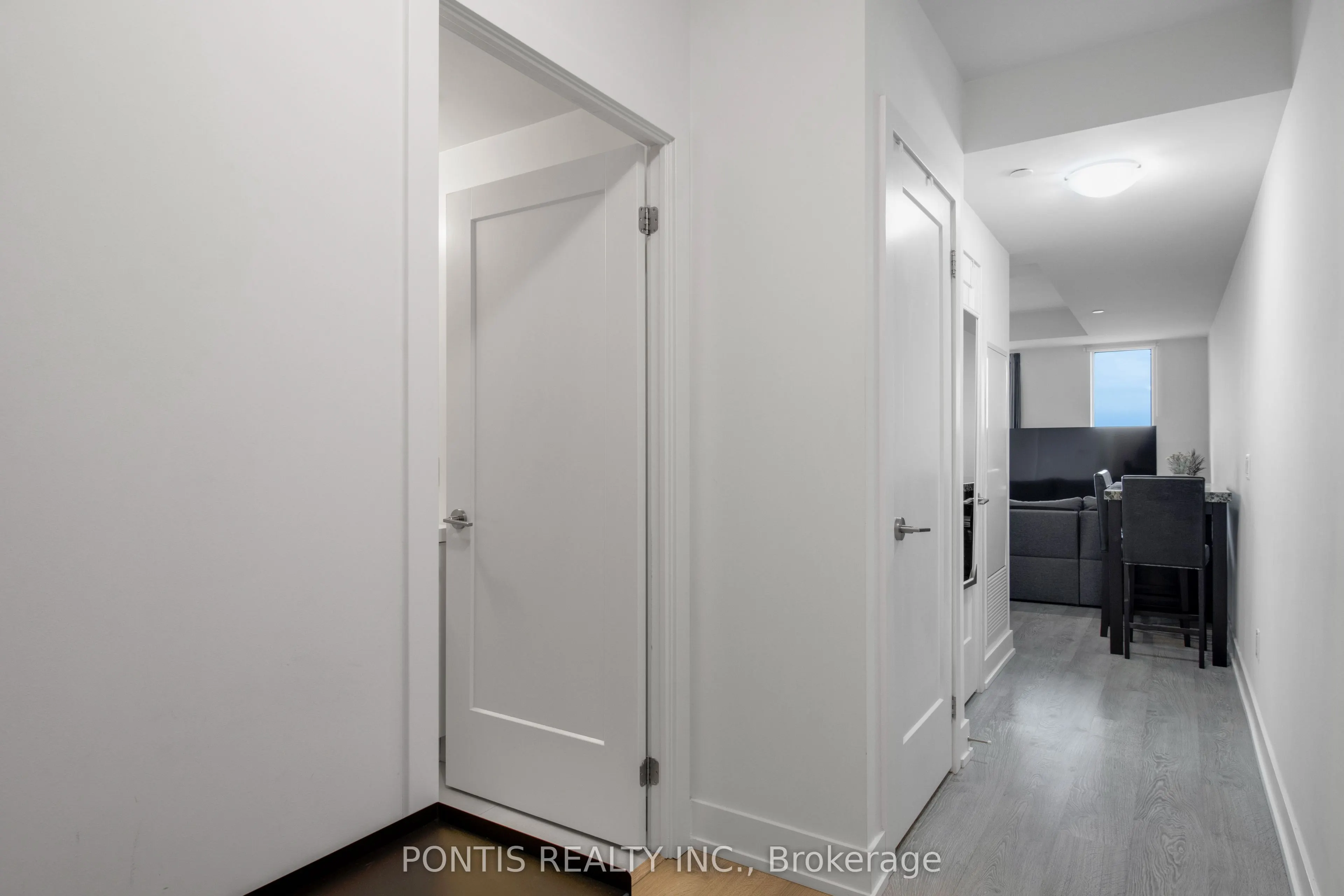 2550 Simcoe Street N #502