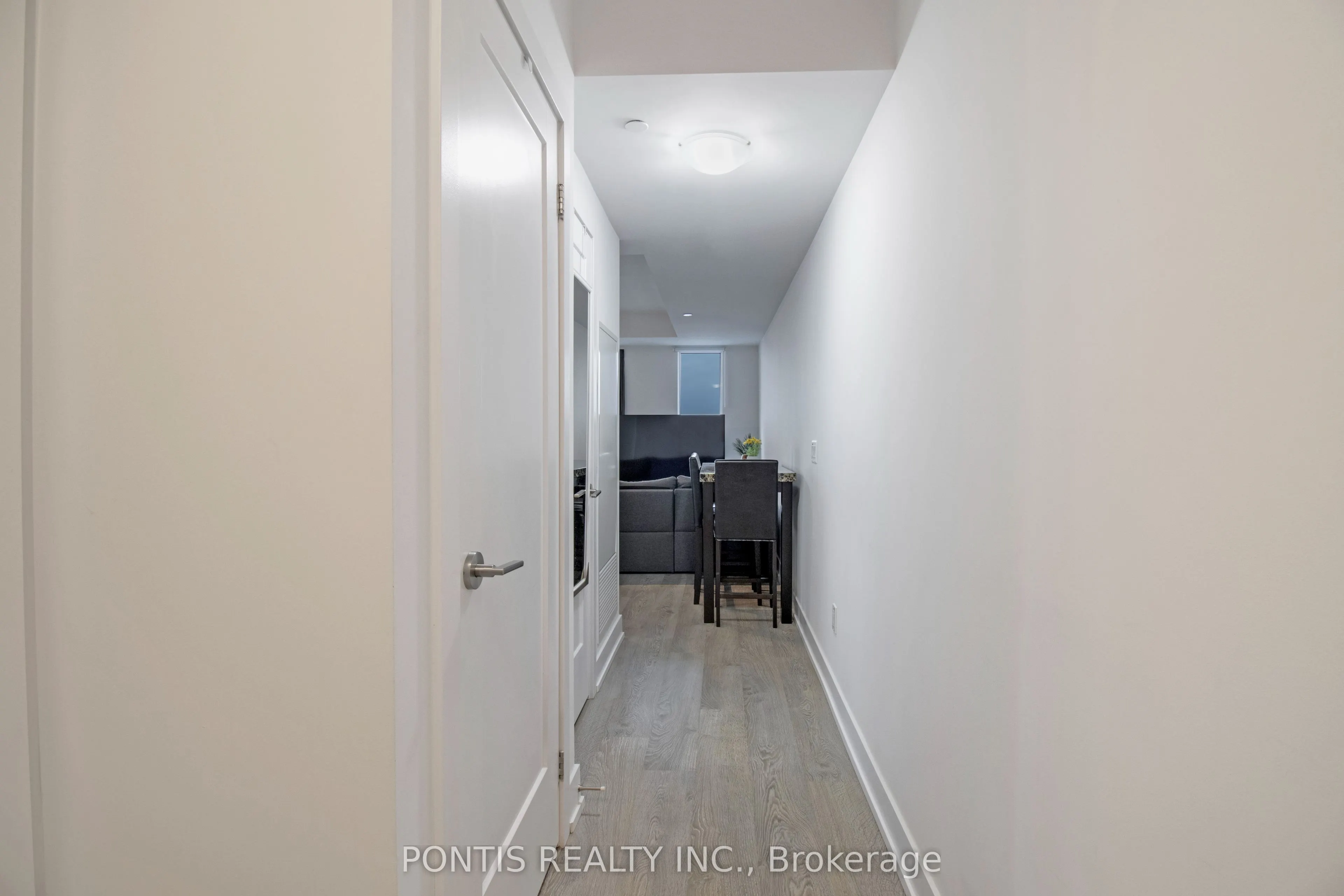 2550 Simcoe Street N #502