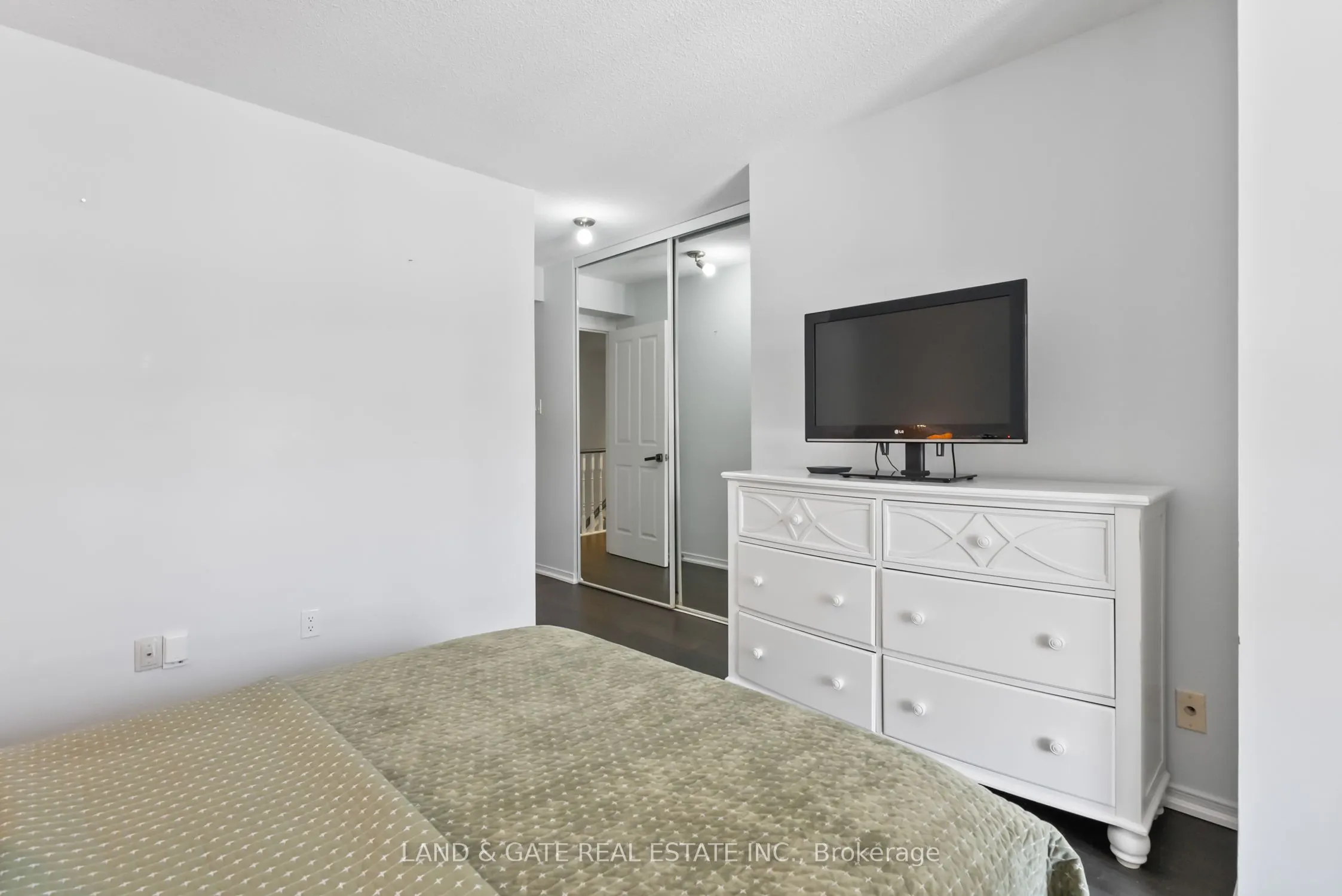 25 Cumberland Lane, #112