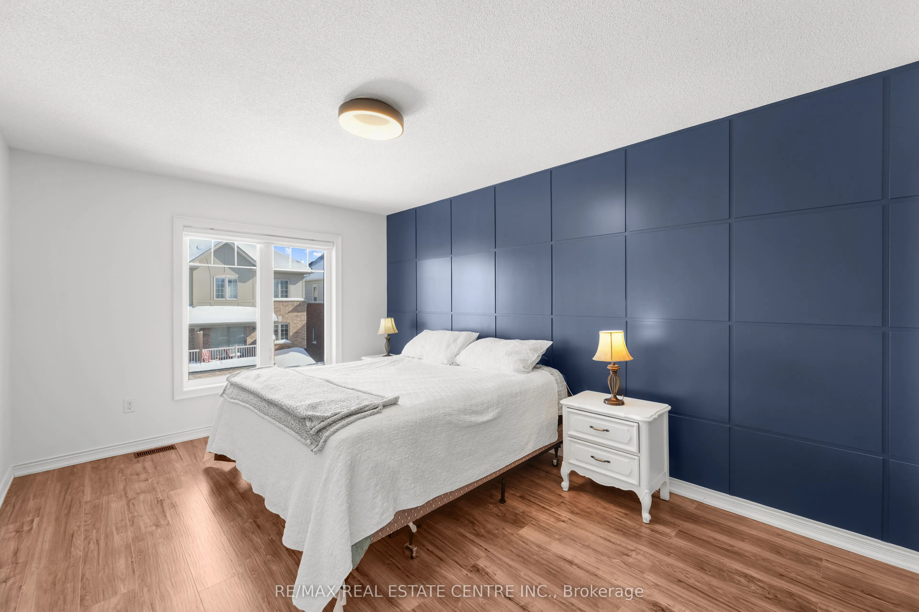 17 Devineridge Avenue