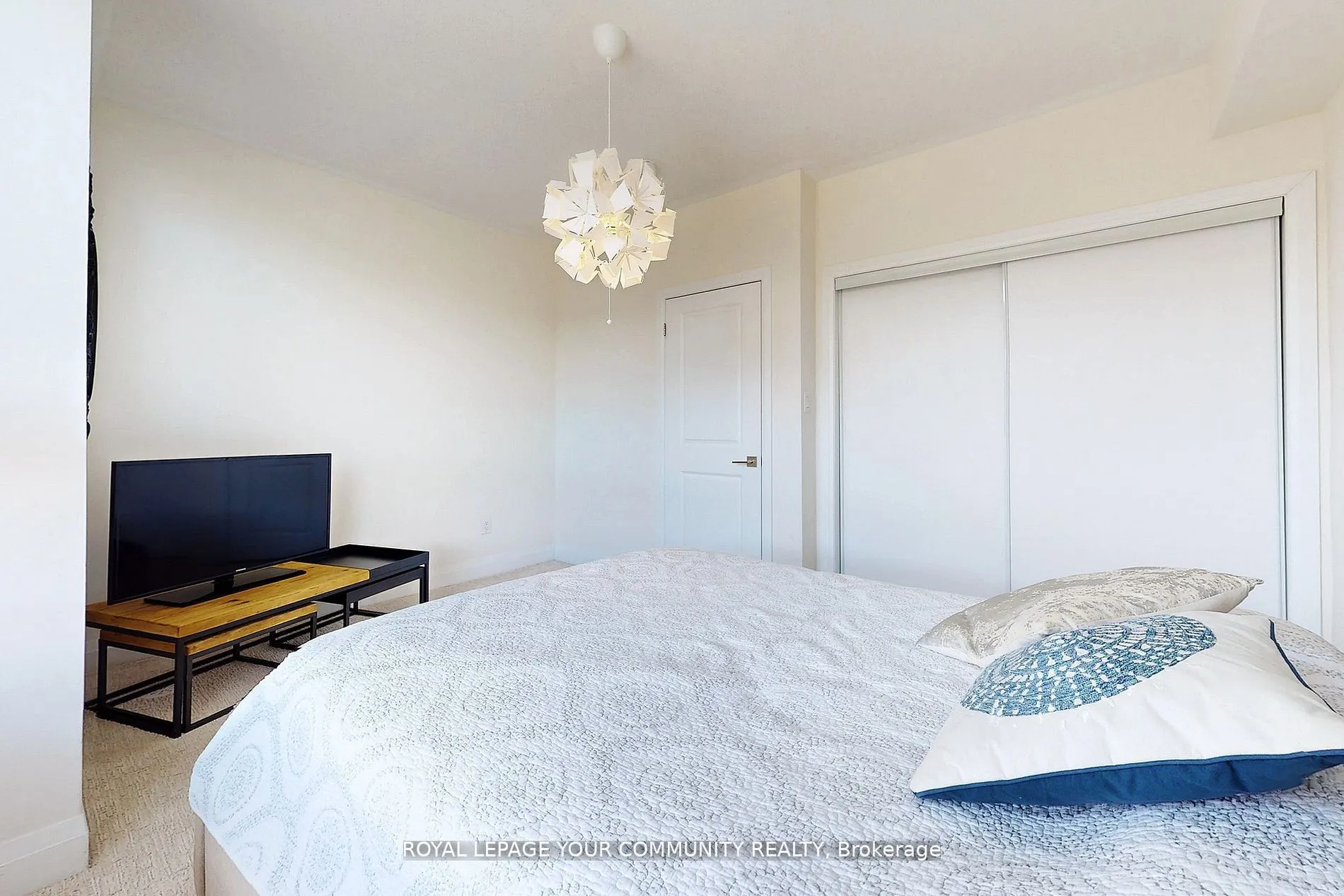 1870 Altona Road, #9