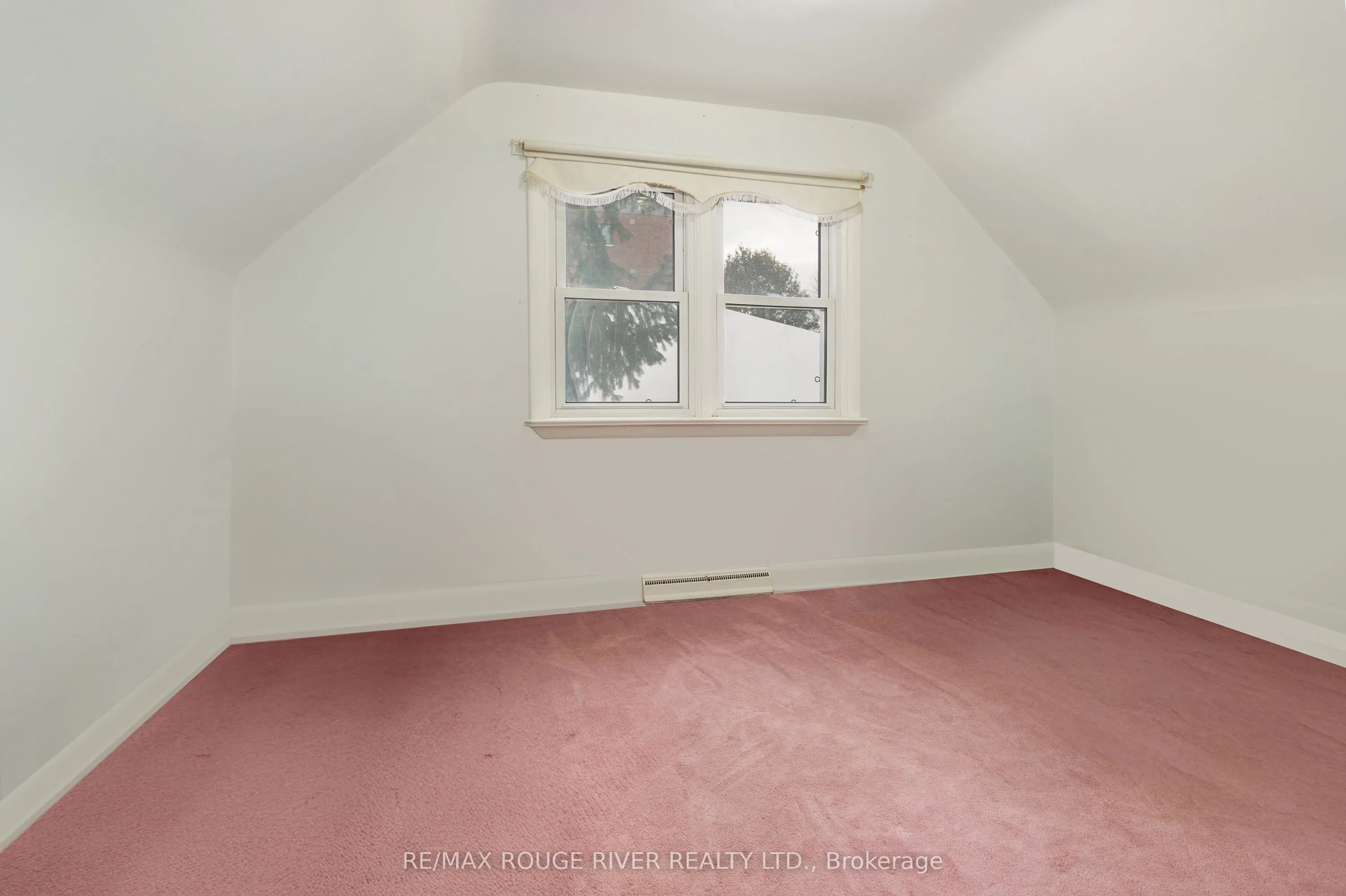 286 King Street E