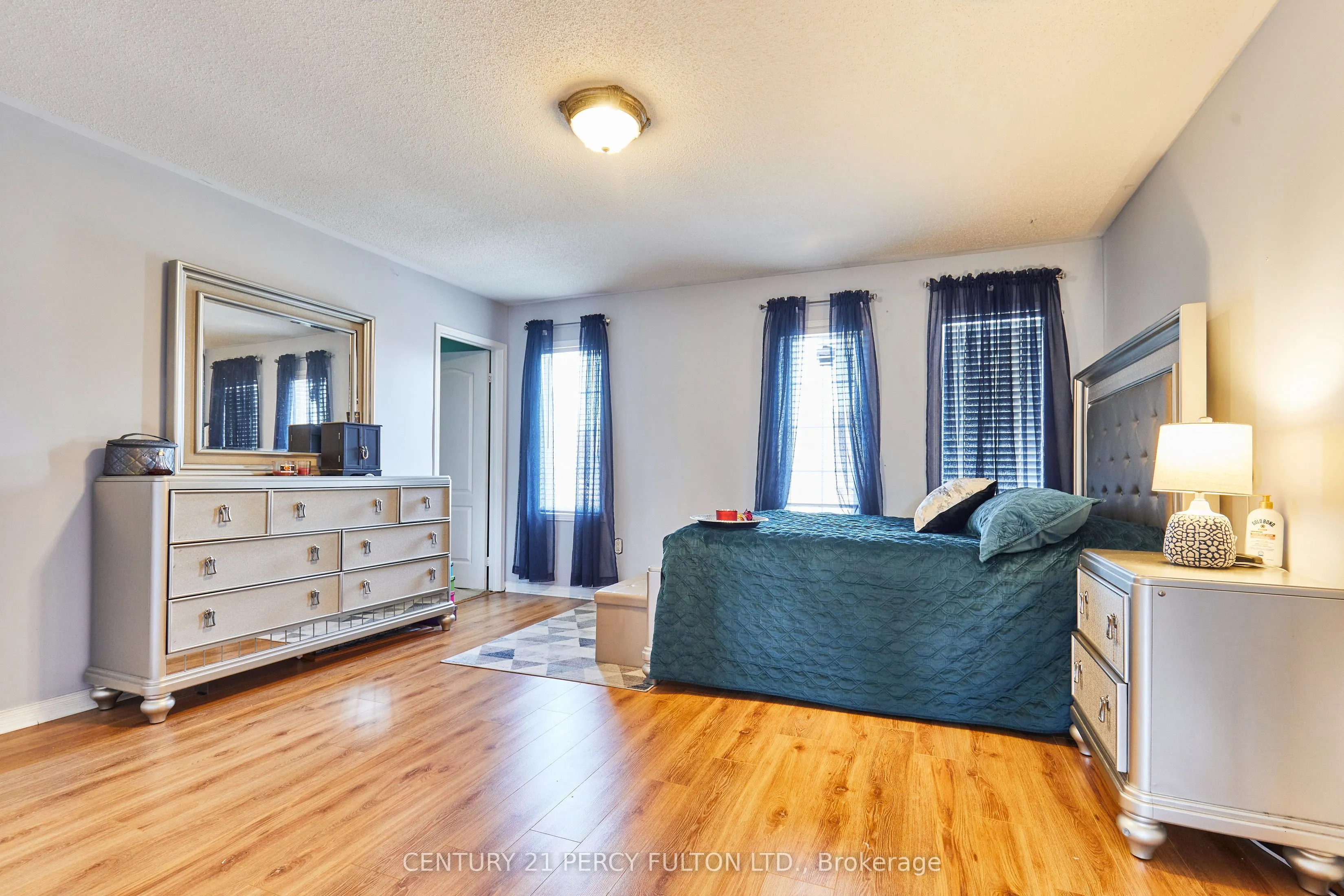 69 Westacott Crescent