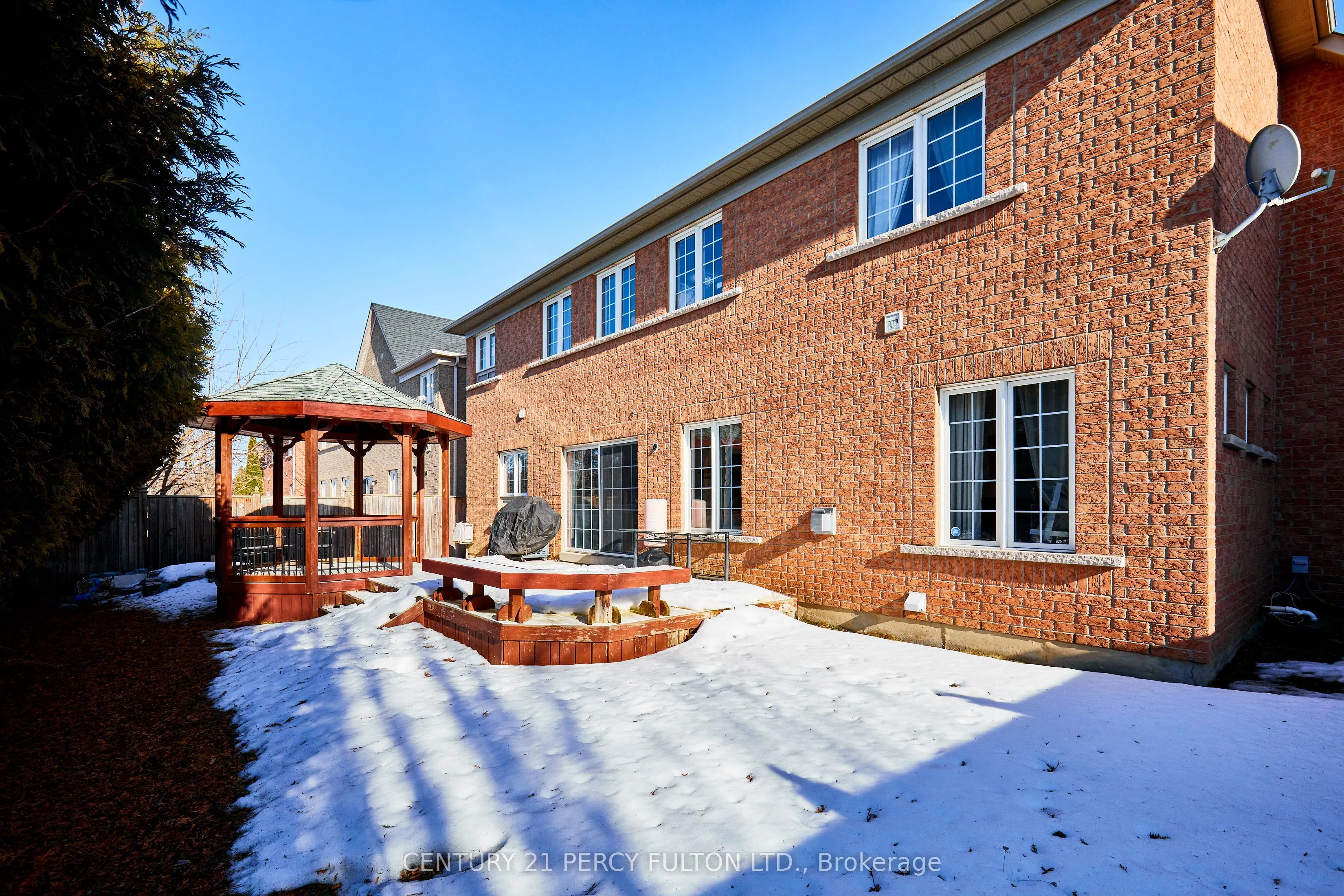 69 Westacott Crescent