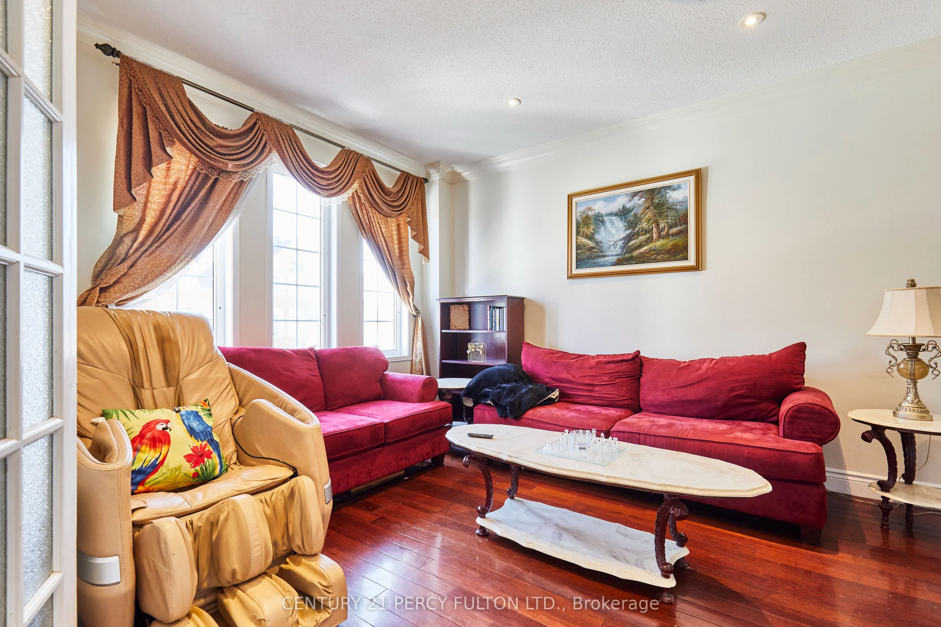 69 Westacott Crescent