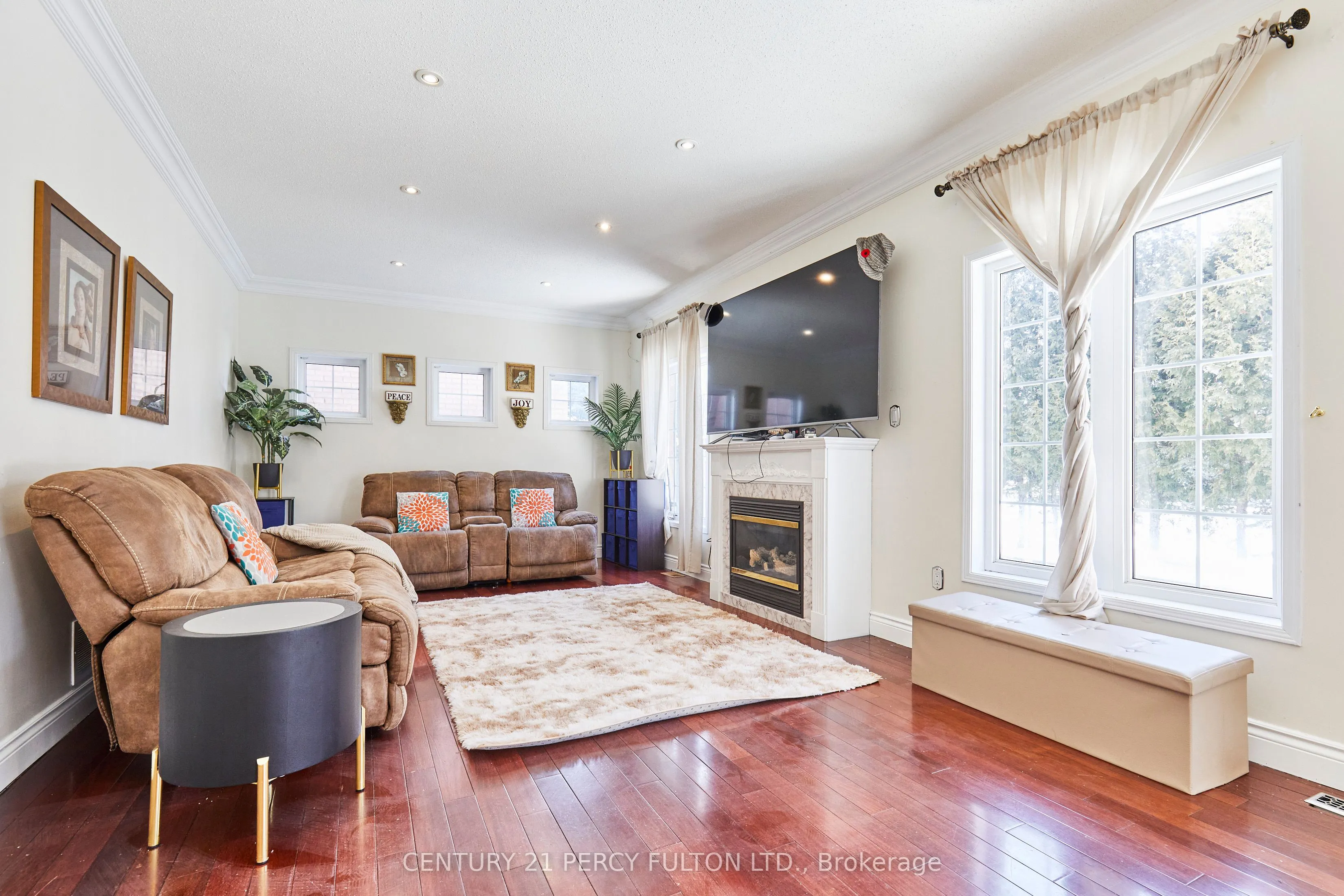 69 Westacott Crescent
