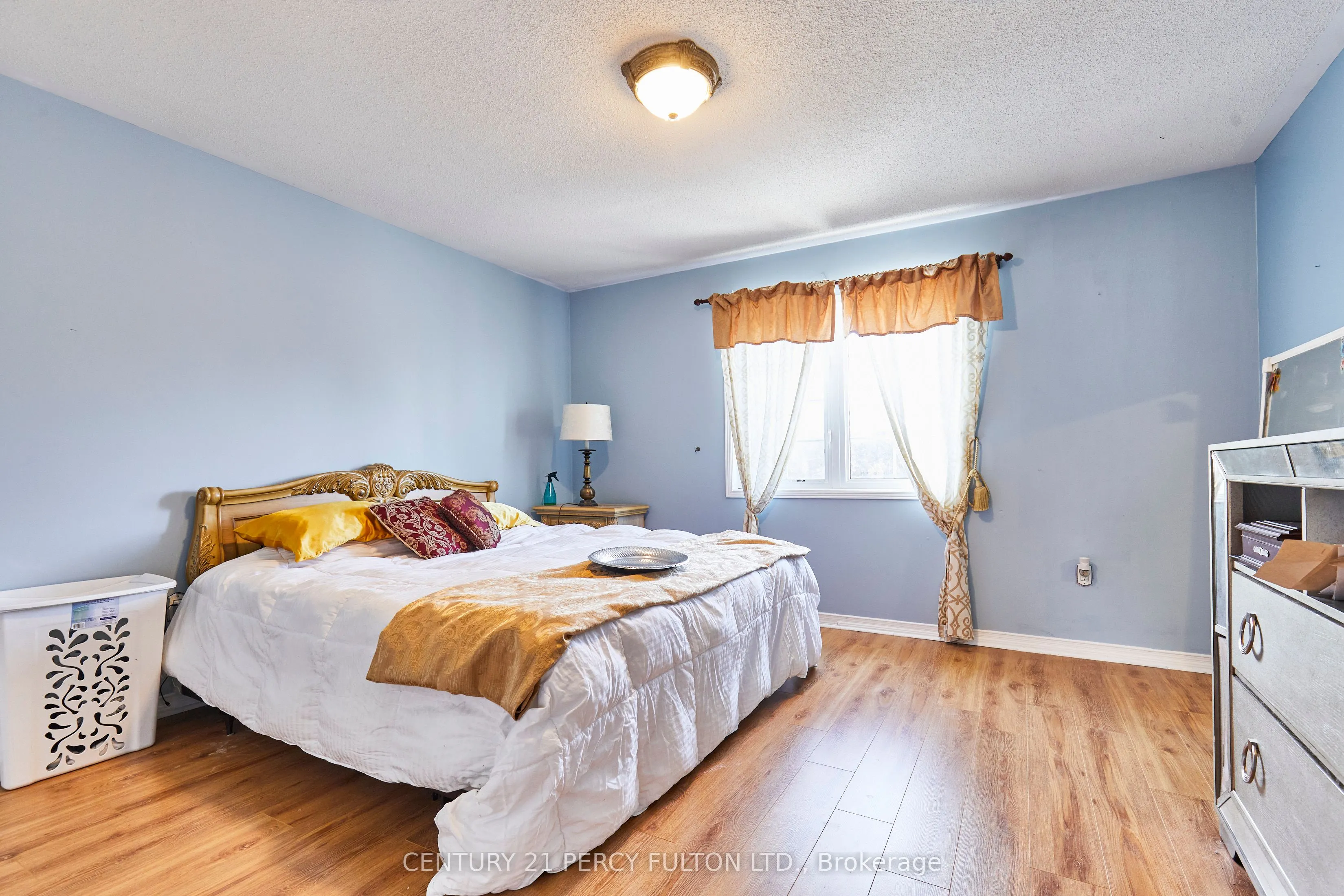 69 Westacott Crescent