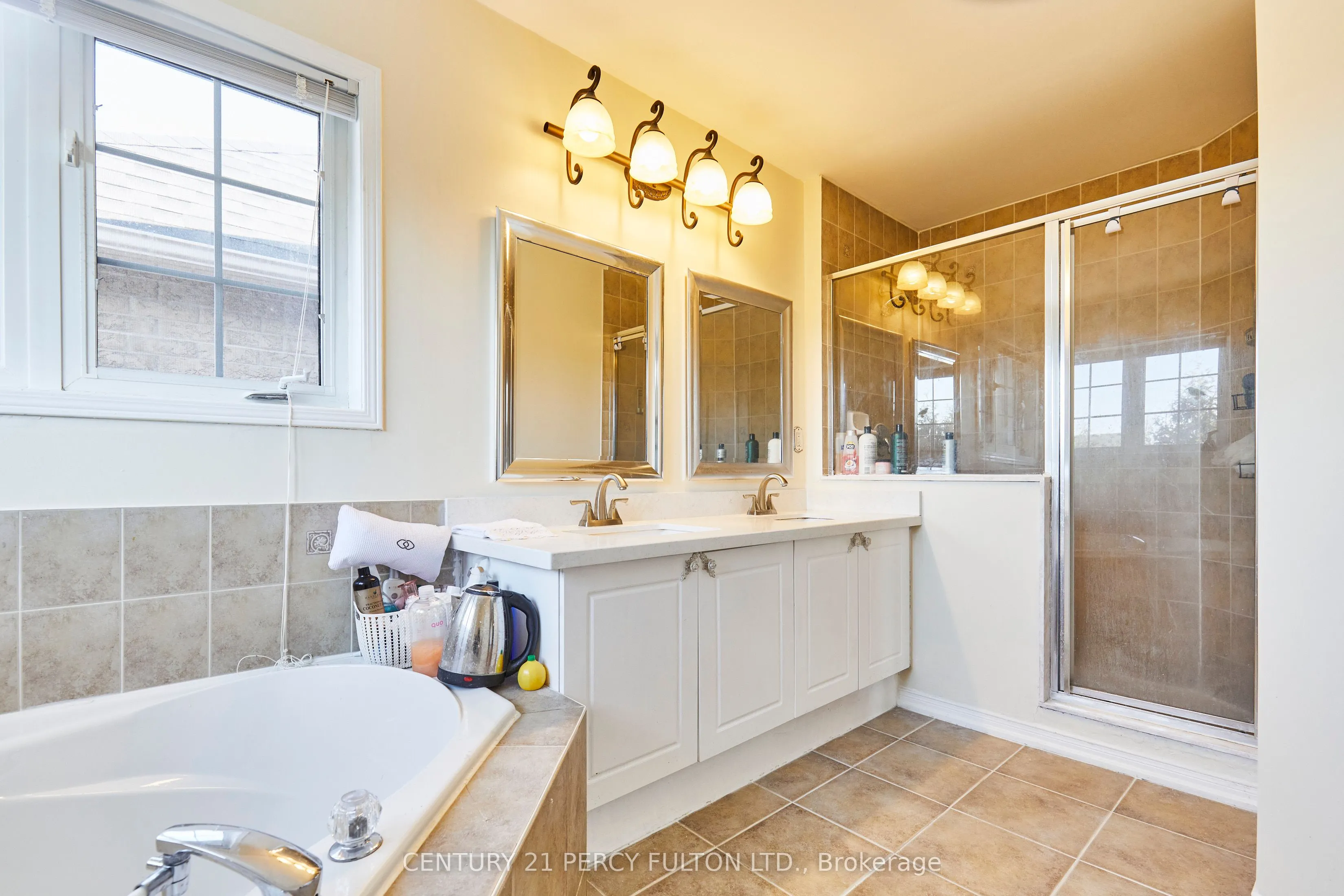 69 Westacott Crescent