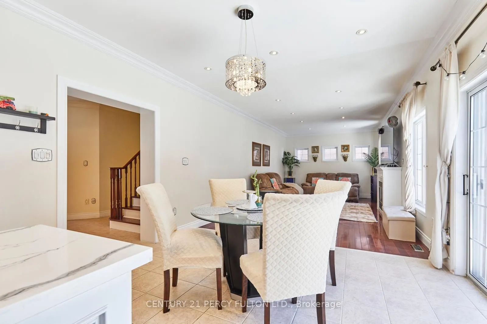 69 Westacott Crescent