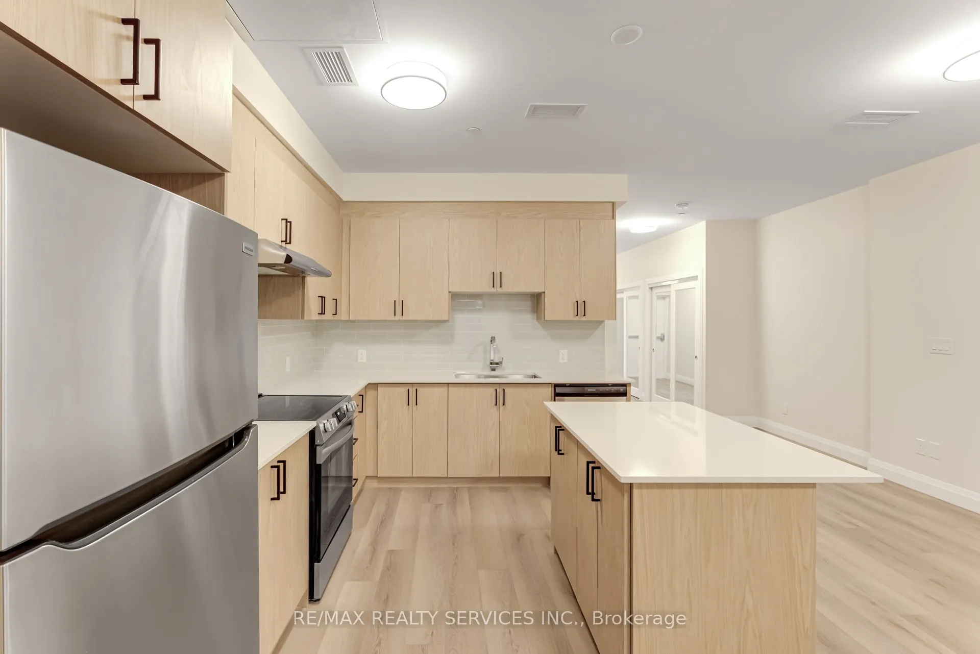 30 DEAN PARK Road, ##9