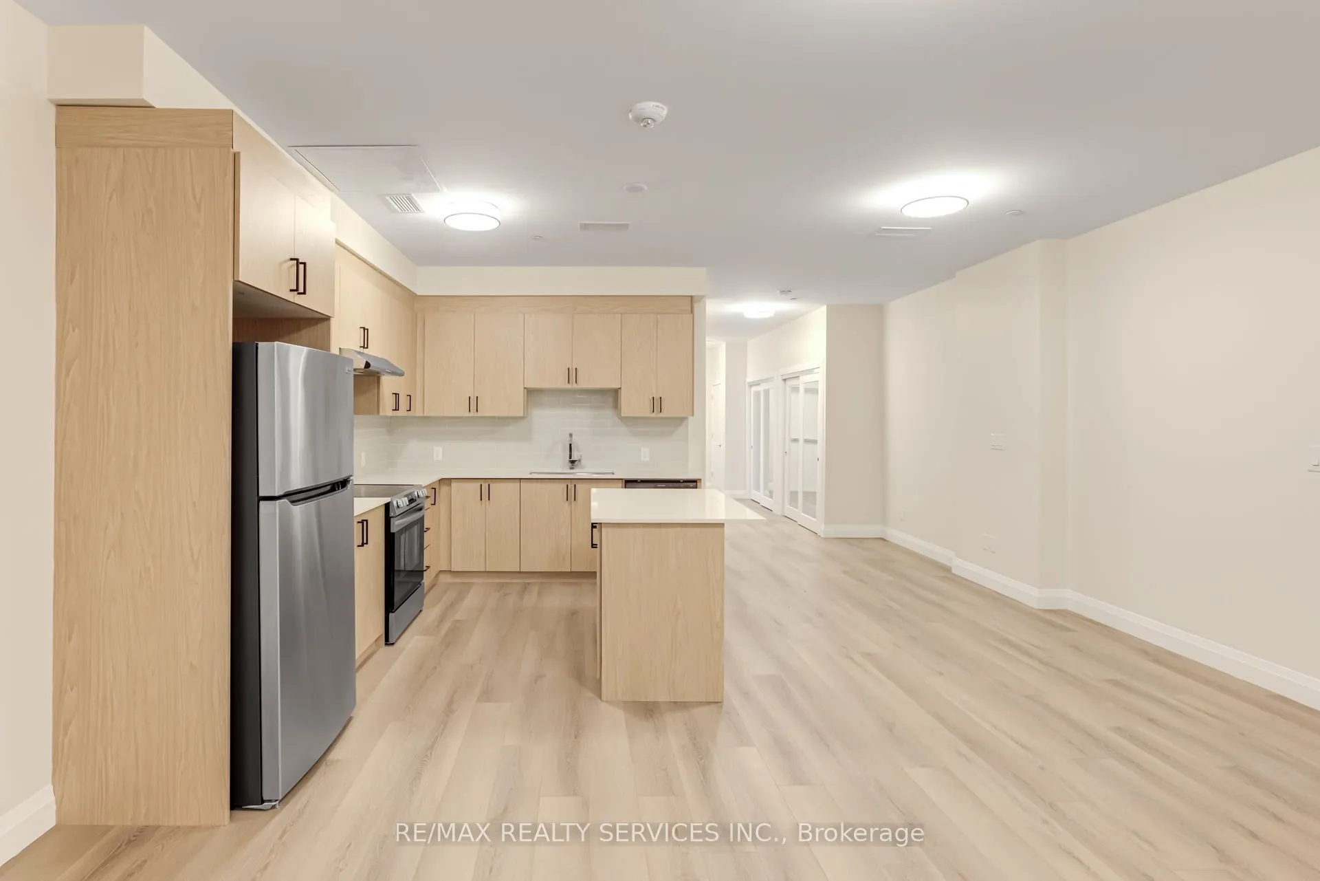 30 DEAN PARK Road, ##9