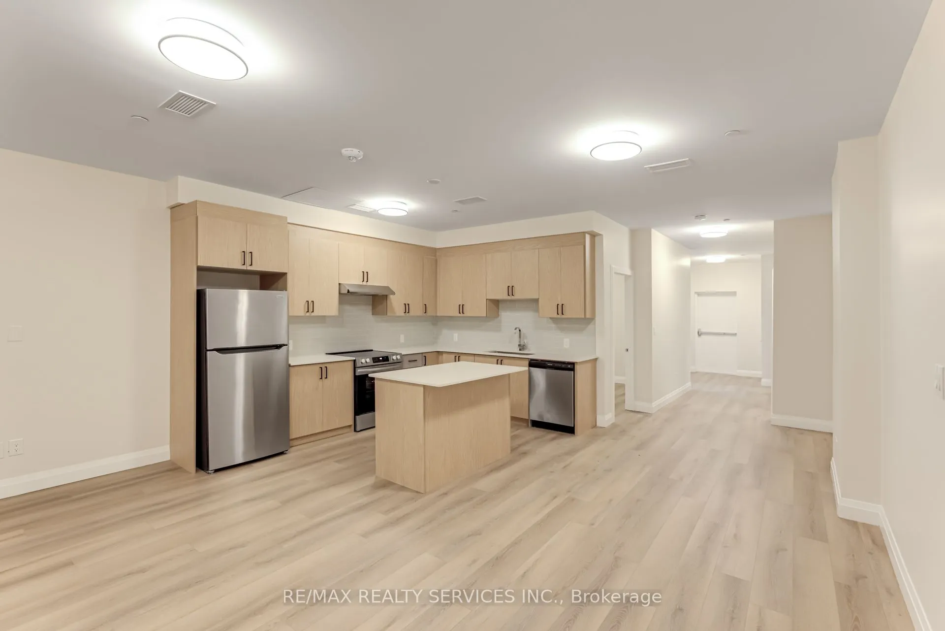 30 DEAN PARK Road, ##9