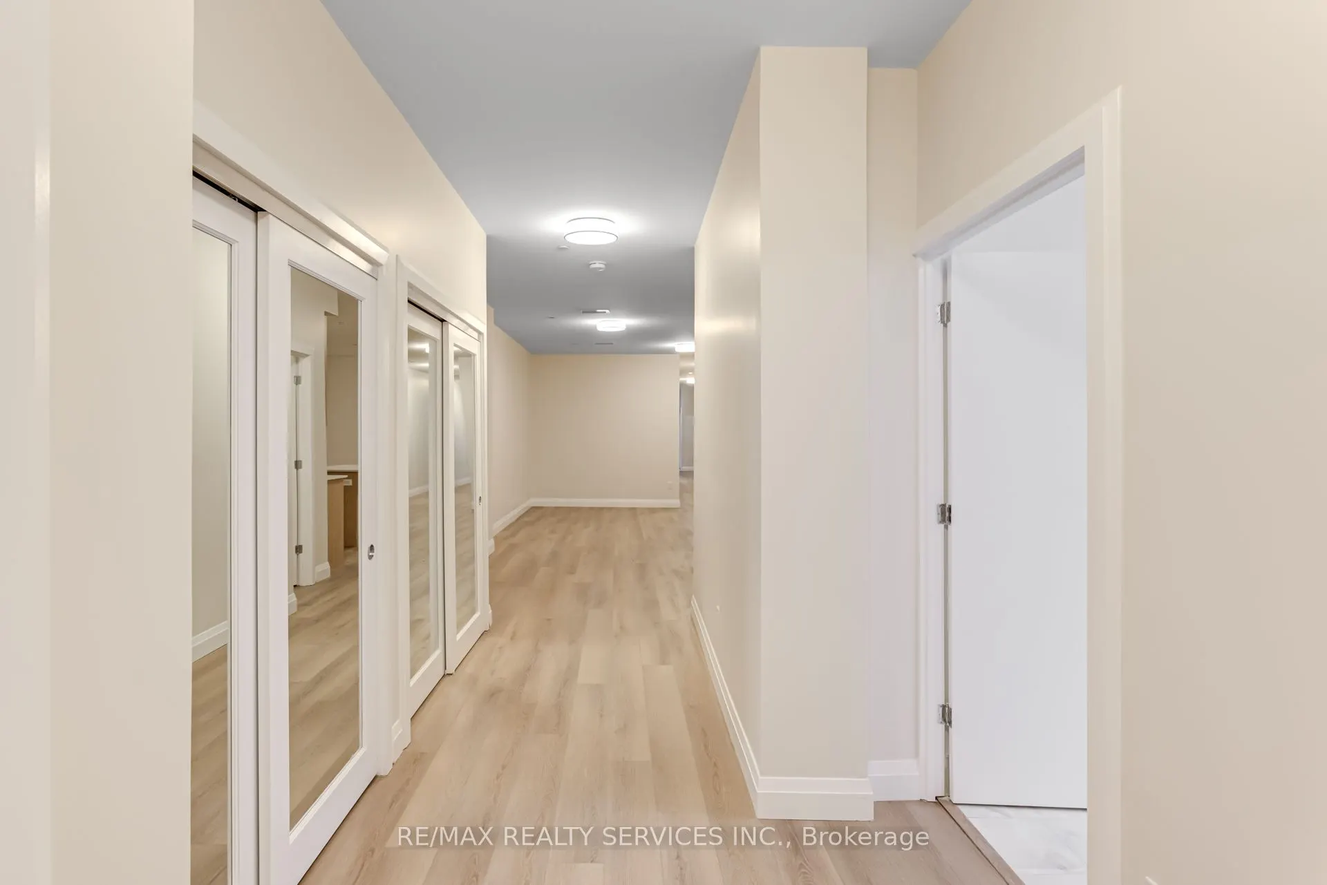 30 DEAN PARK Road, ##9
