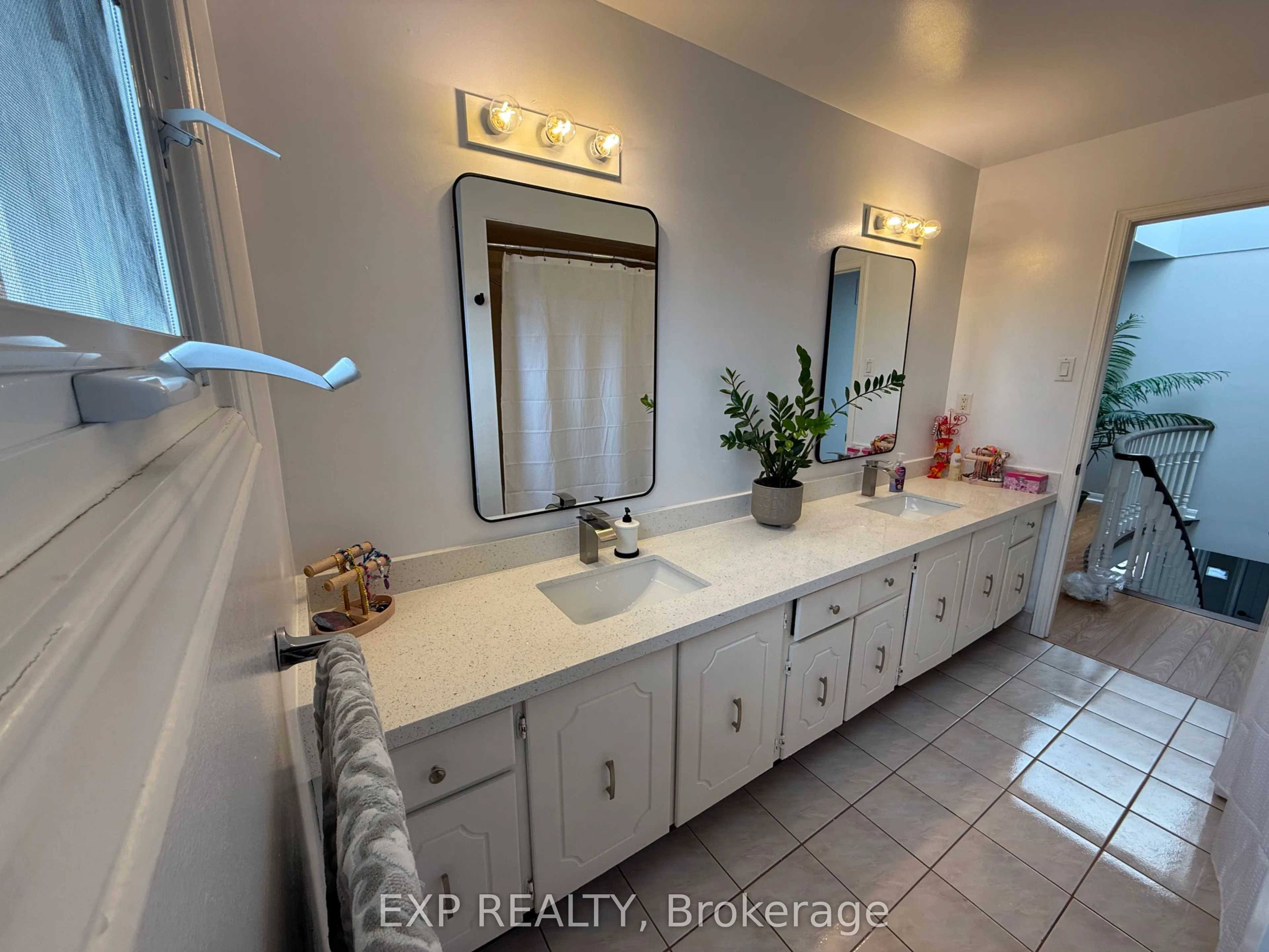 124 Bathgate Drive