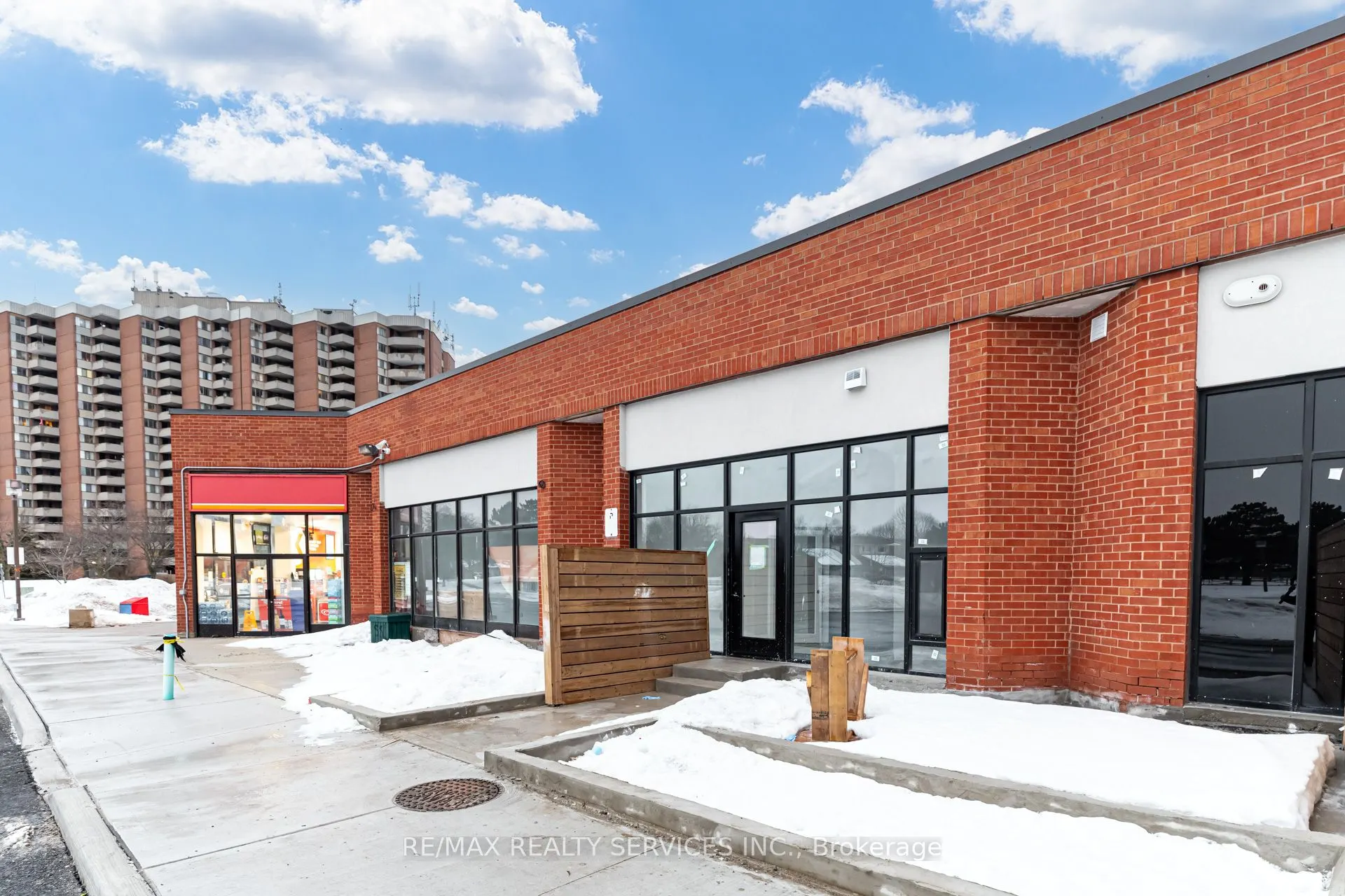 30 DEAN PARK Road, ##10
