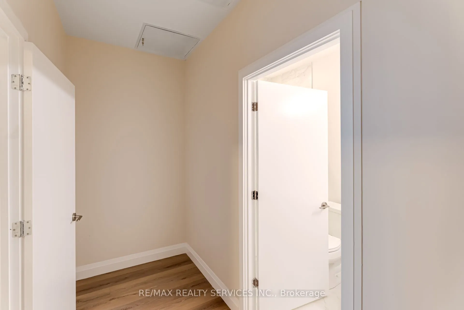 30 DEAN PARK Road, ##10