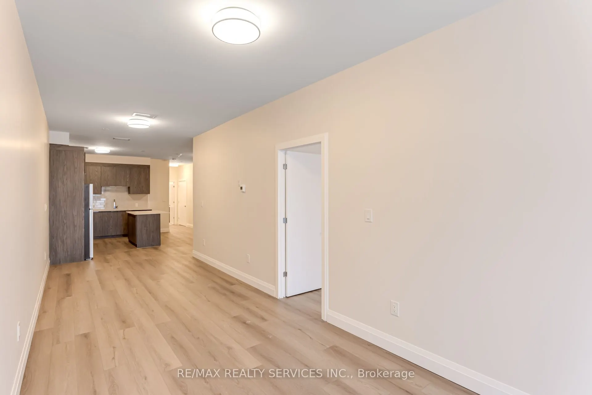 30 DEAN PARK Road, ##10