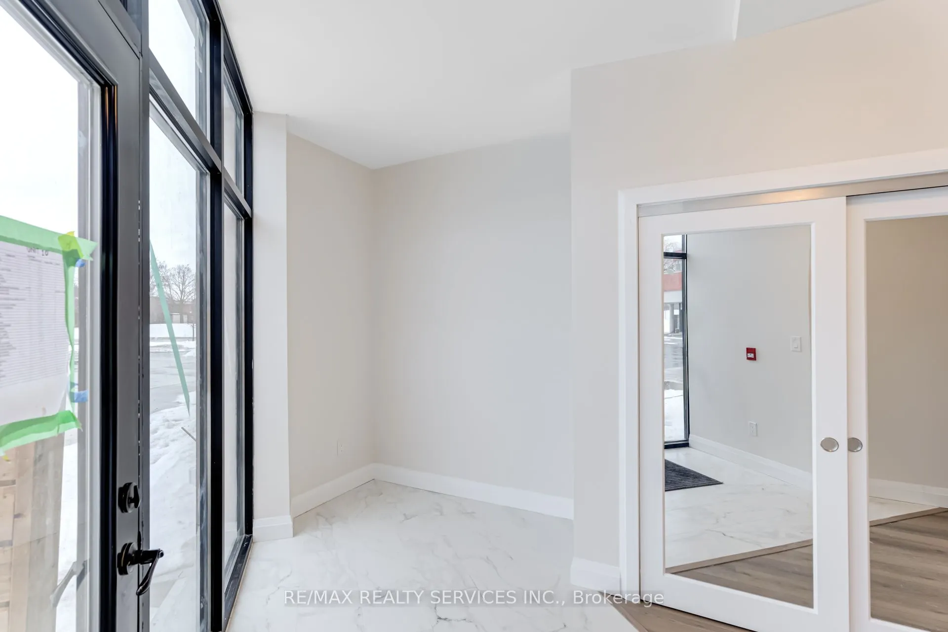 30 DEAN PARK Road, ##10