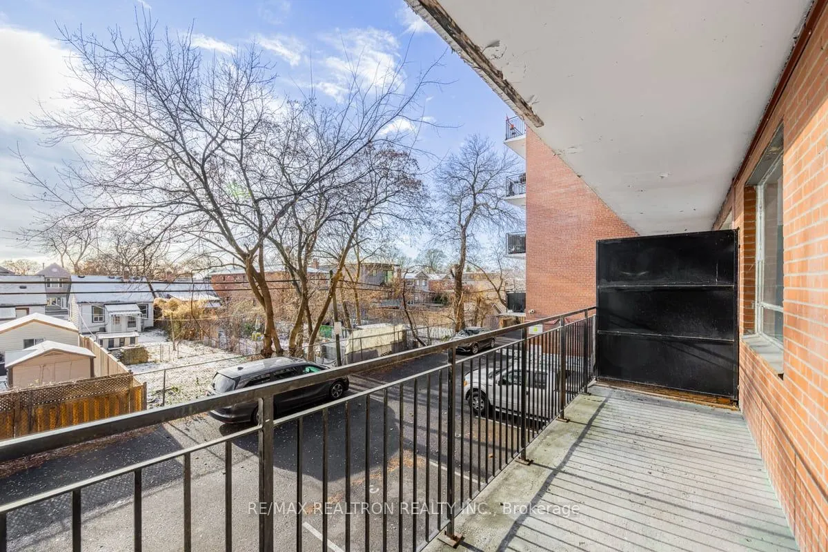 165 Cosburn Avenue #307