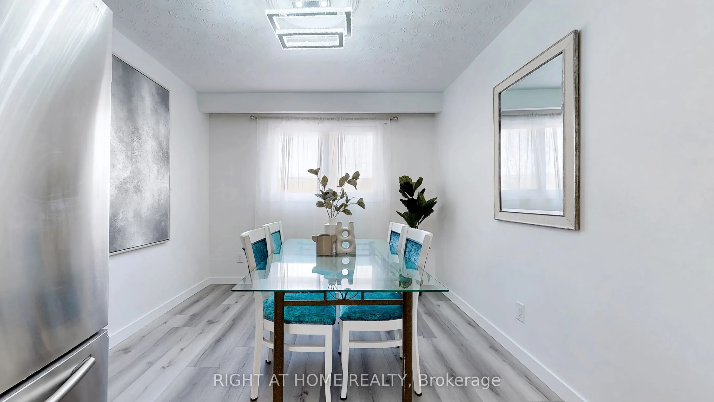 12A Kenmore Avenue
