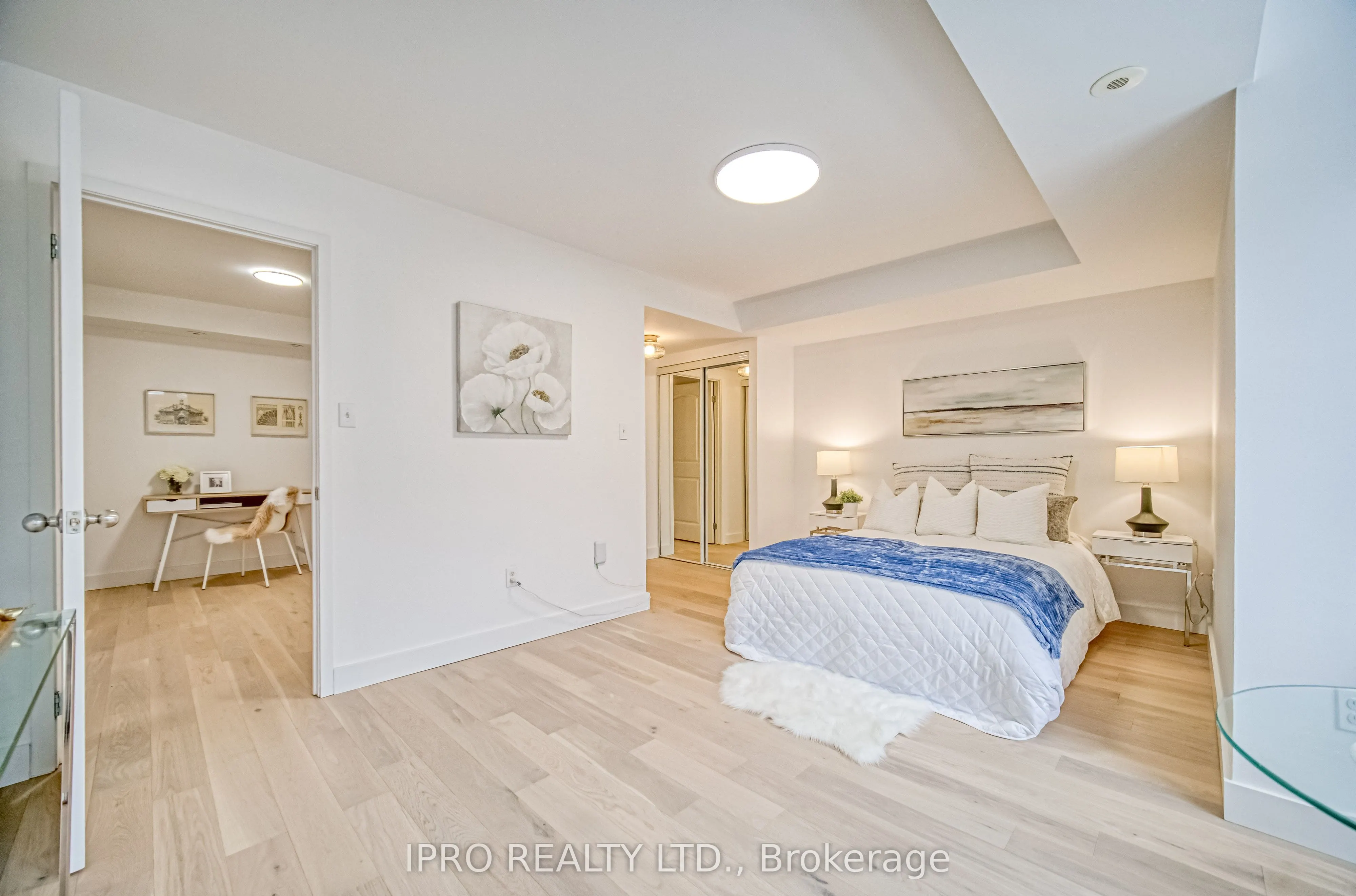 75 Carroll Street, #10