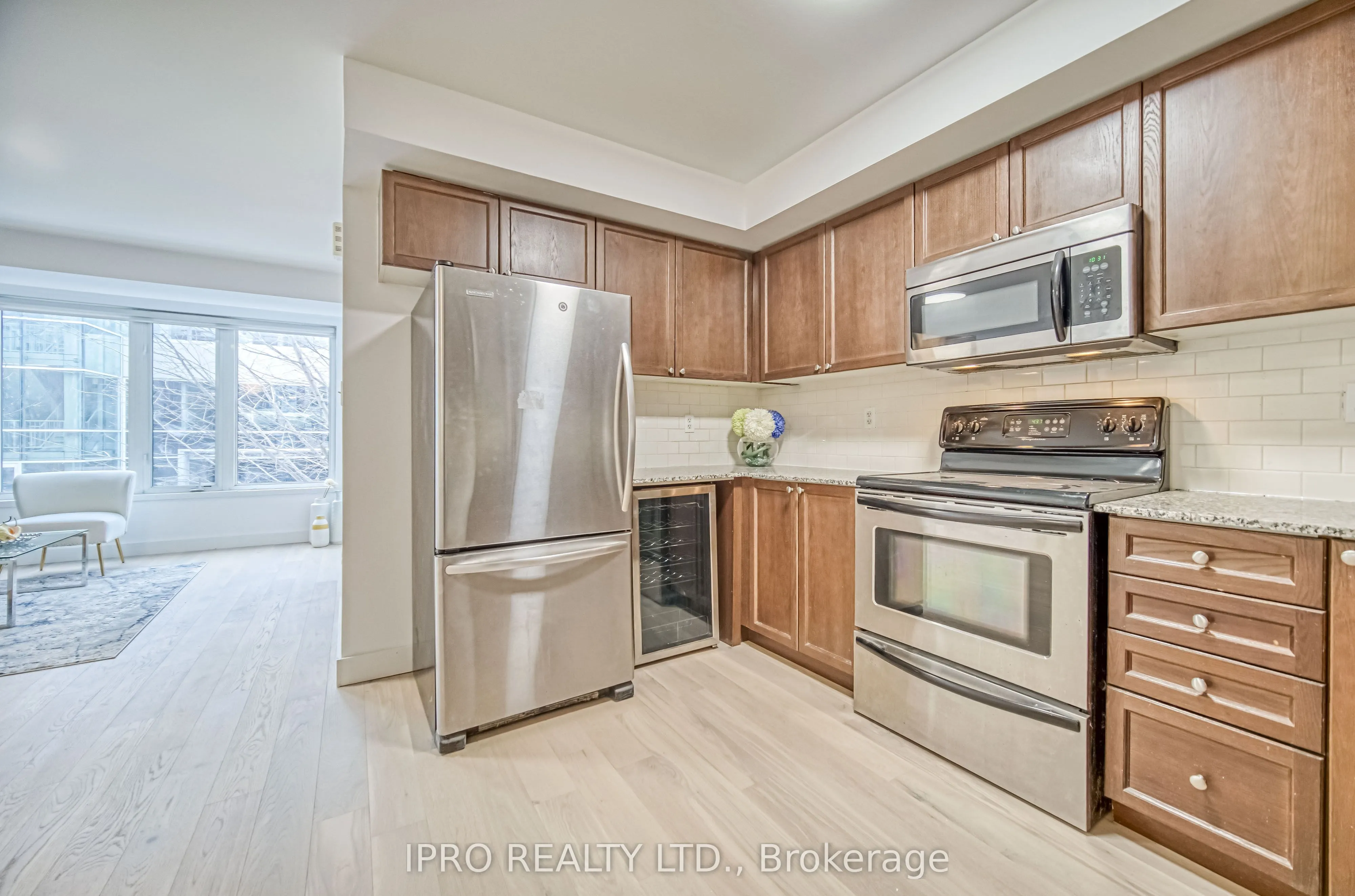 75 Carroll Street, #10