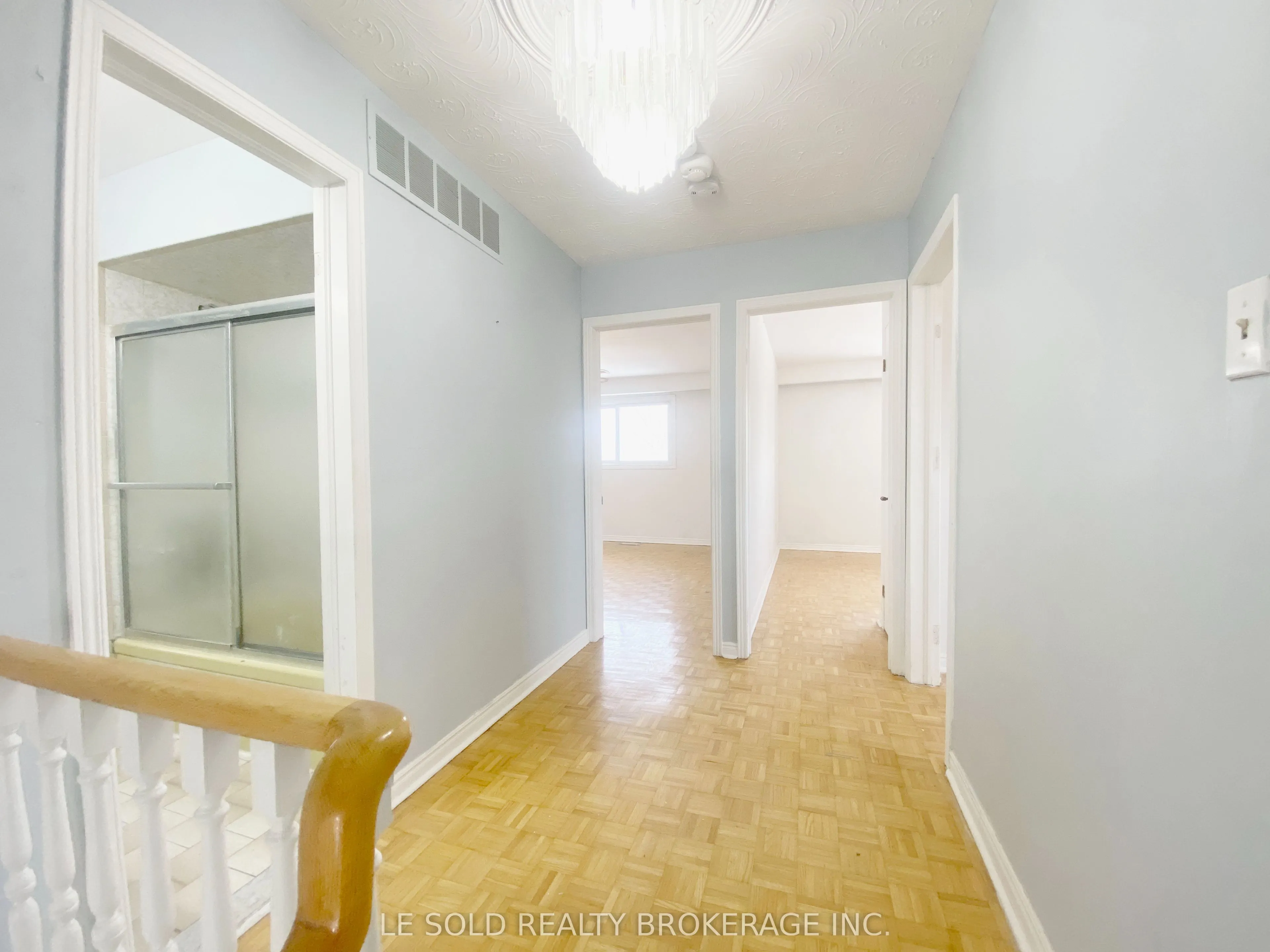 3346 Ellesmere Road