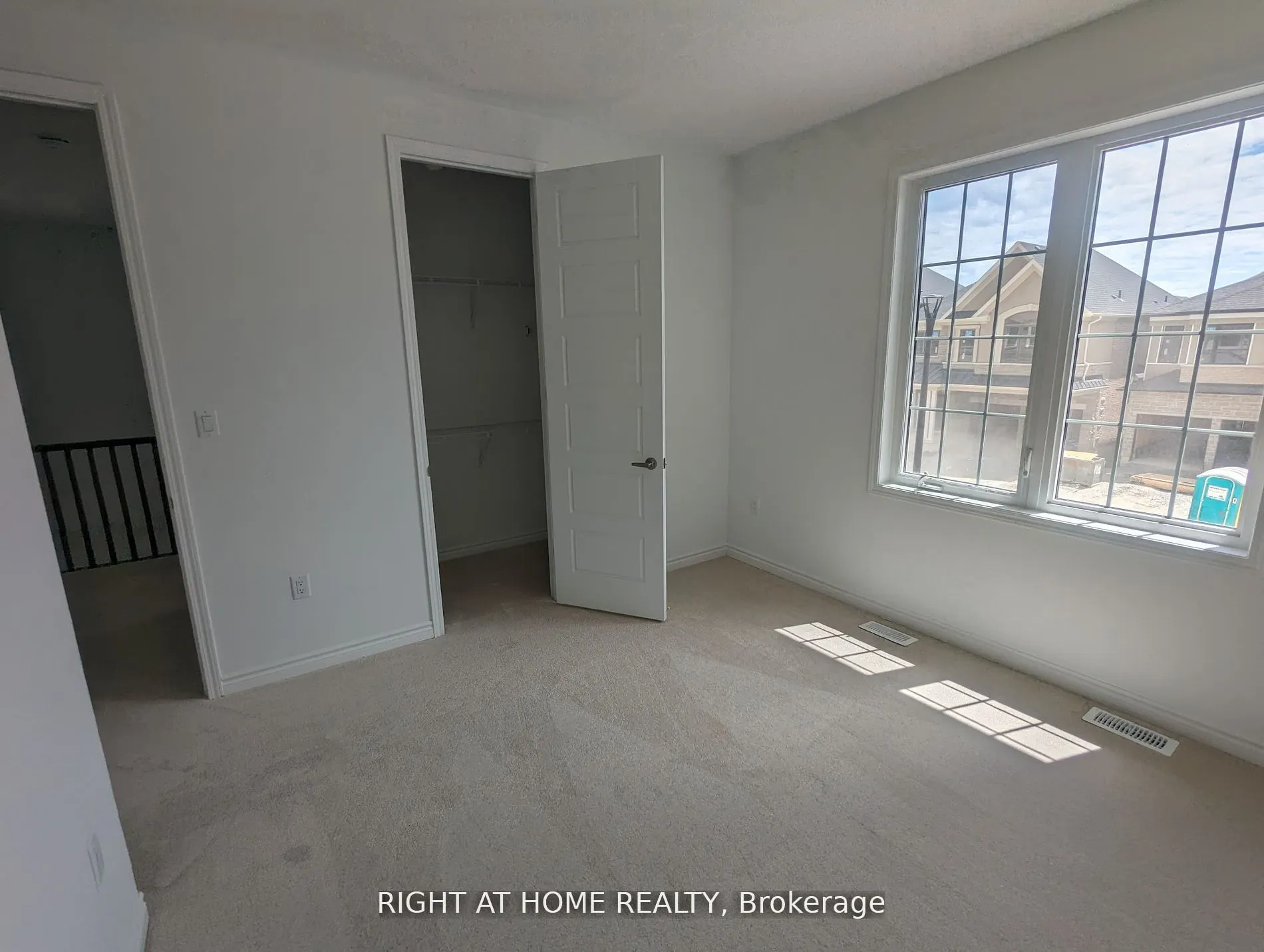 1410 Swallowtail Lane