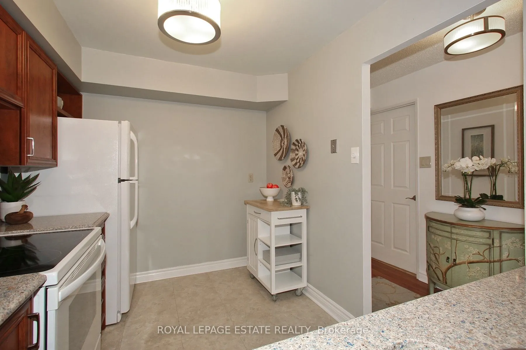 4 Park Vista #1006