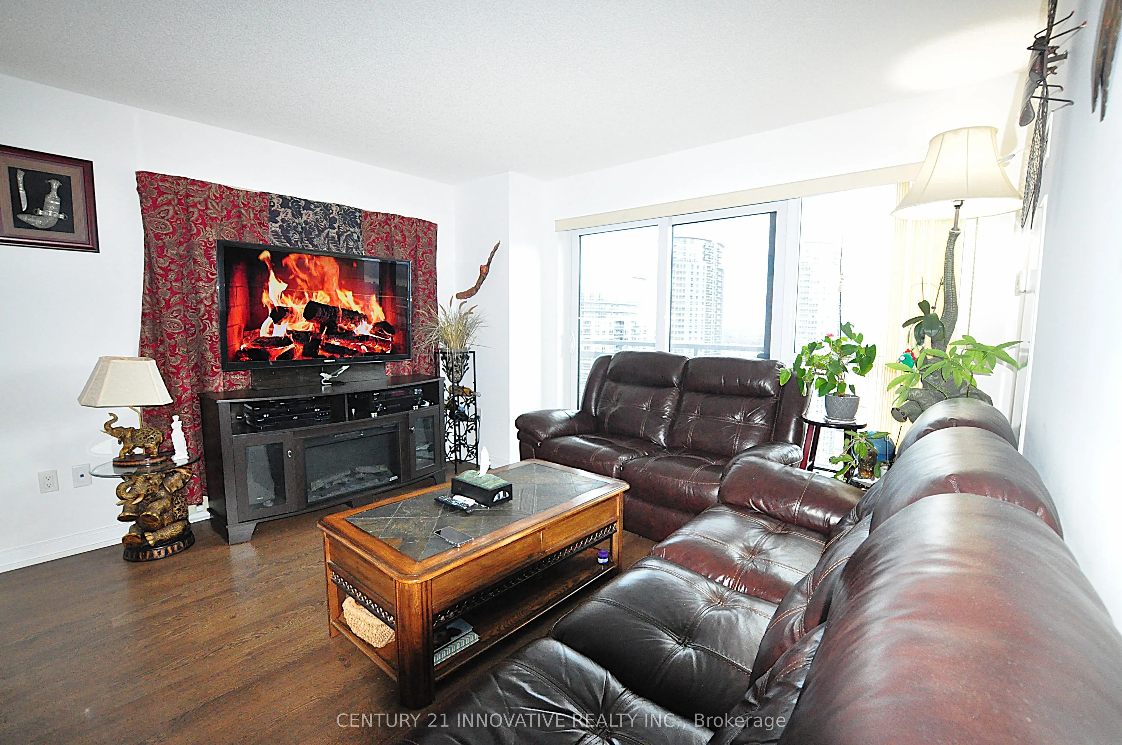 275 Village Green Square, #2616